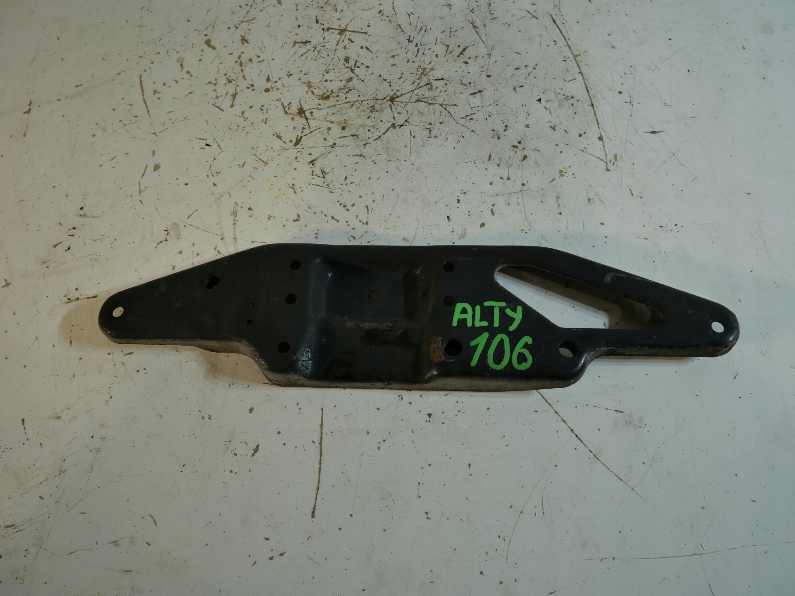 MERCEDES SPRINTER W906 A9063310726 staffa