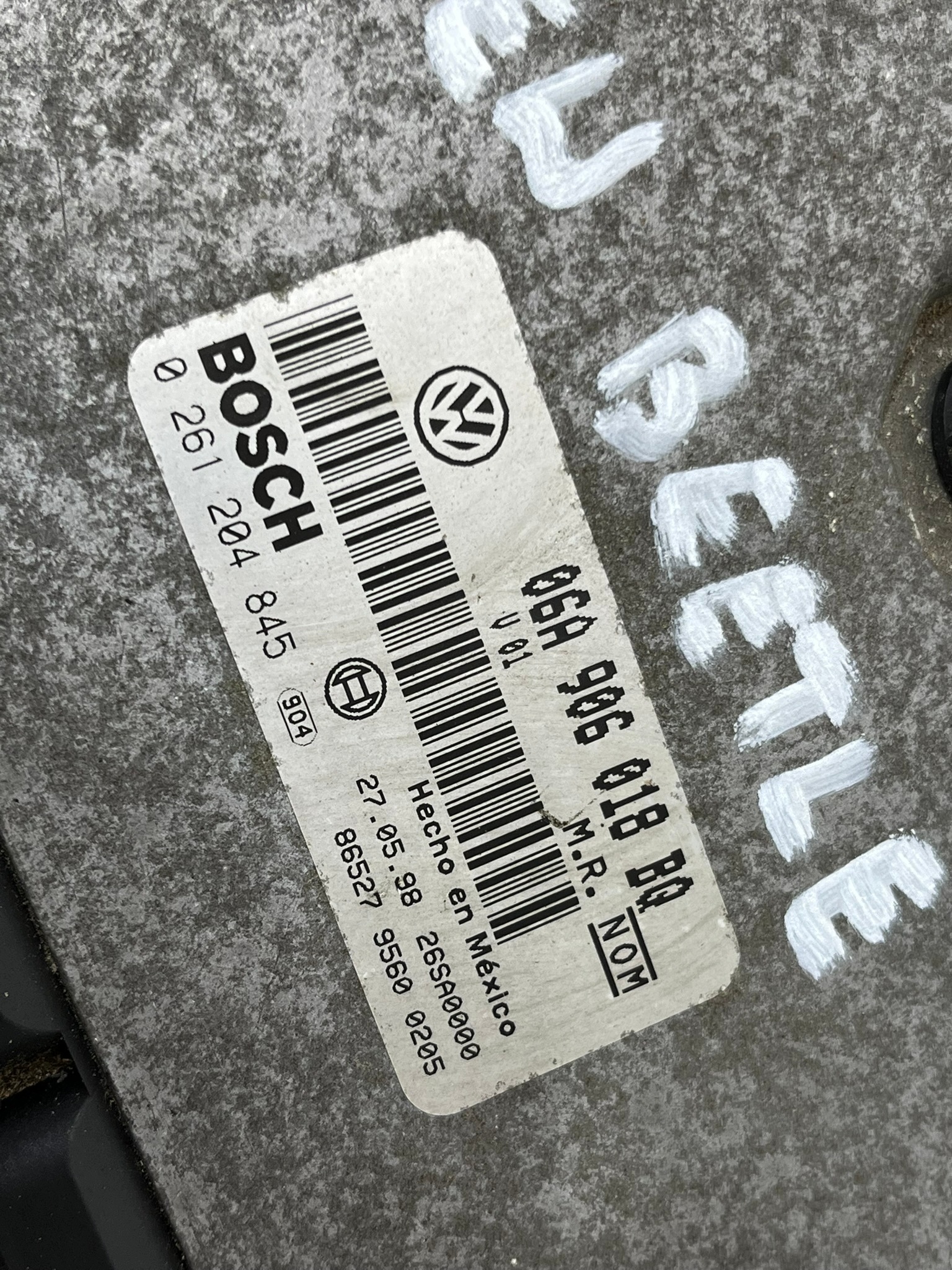VW NEW BEETLE 1997-2010 1C0 2.0 B computer Motore 06A906018BQ Originale
