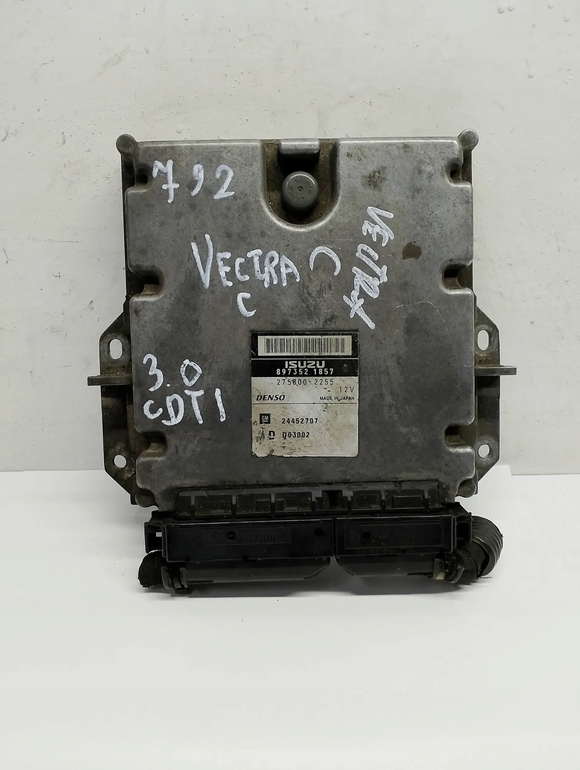 control unit computer of the engine Vectra C 3.0 CDTI 8973521857