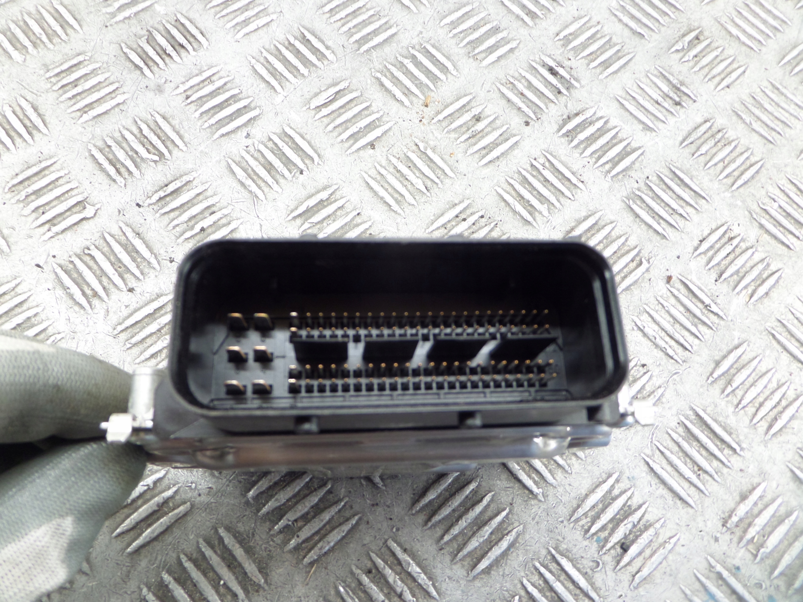 MERCEDES W447 module control unit ADBLUE A0009000716 0281035231