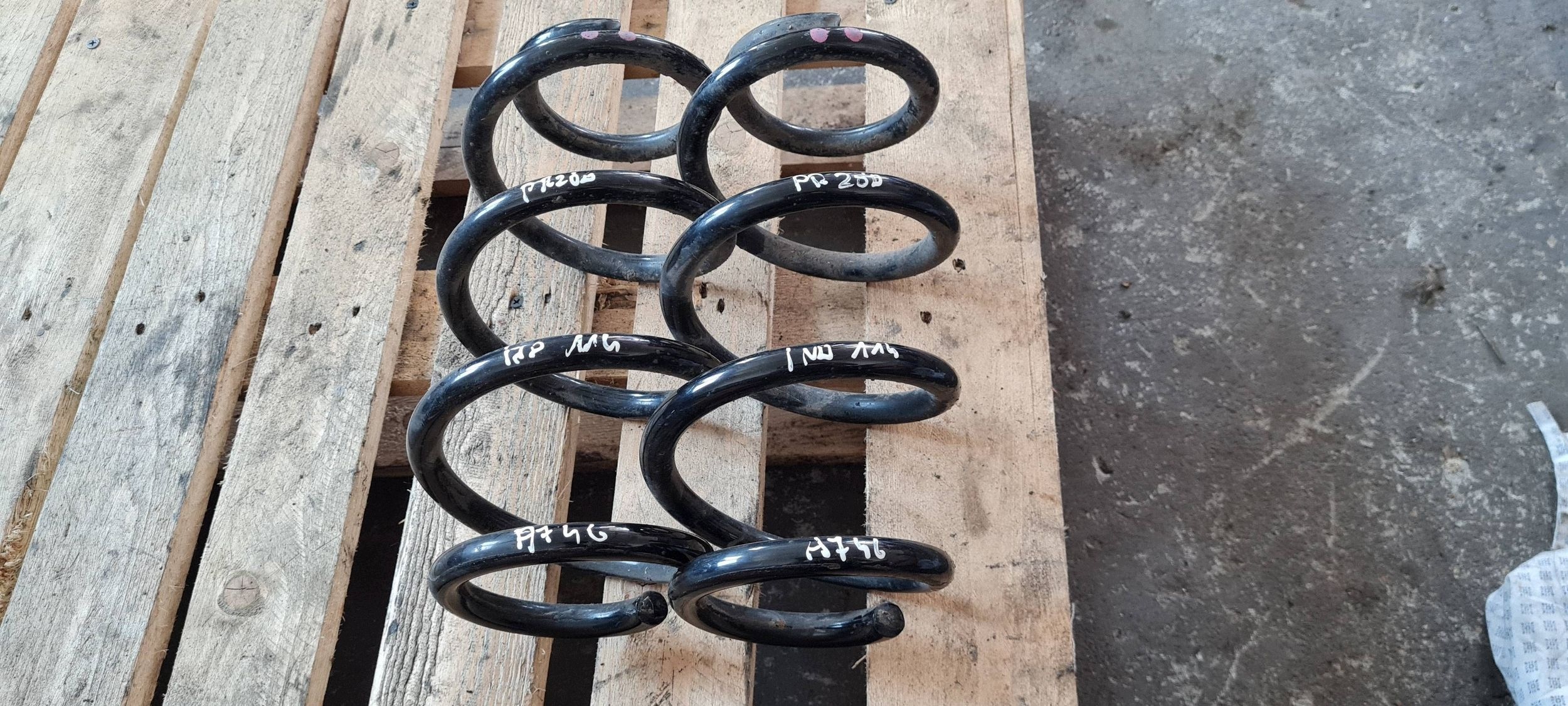 A7 4G spring springs front front 3.0 TDI 8K0411105EE A6 C7 4G A4 B8