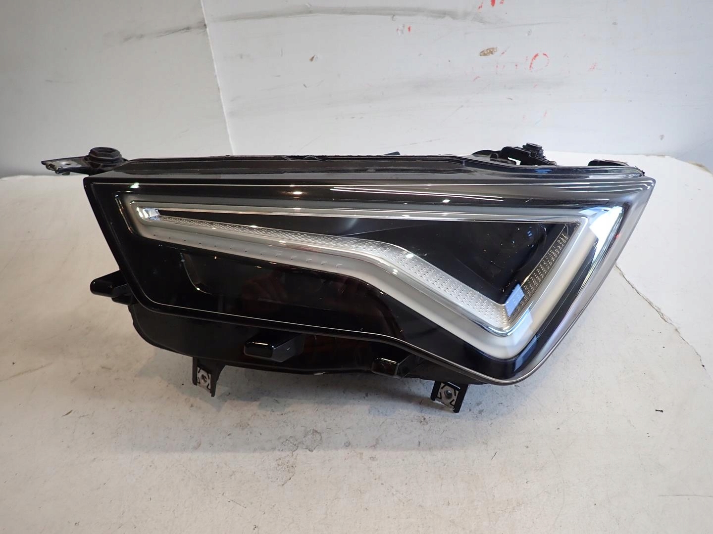 light front front left SEAT ATECA LIFT 2020- FULL LED 576941031B