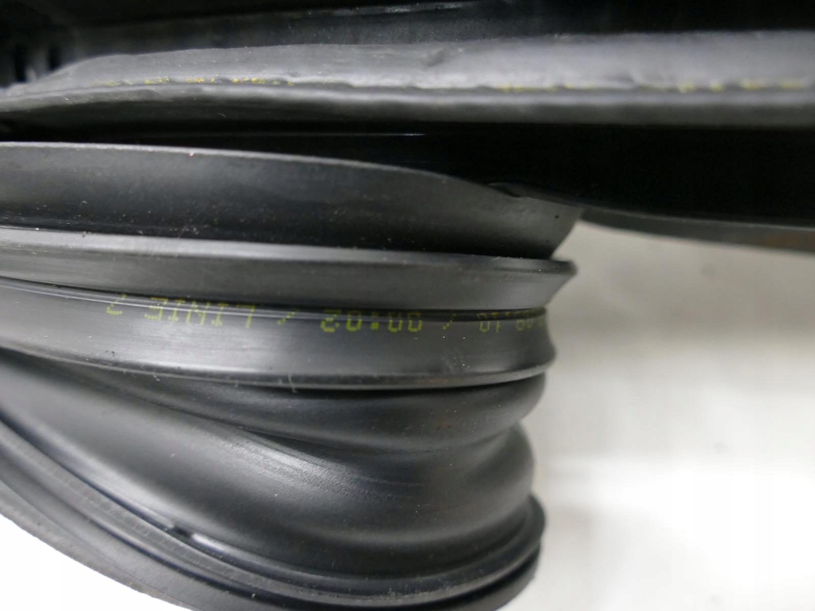 MERCEDES W207 A207 CABRIO JOINT MOULAGE TOIT