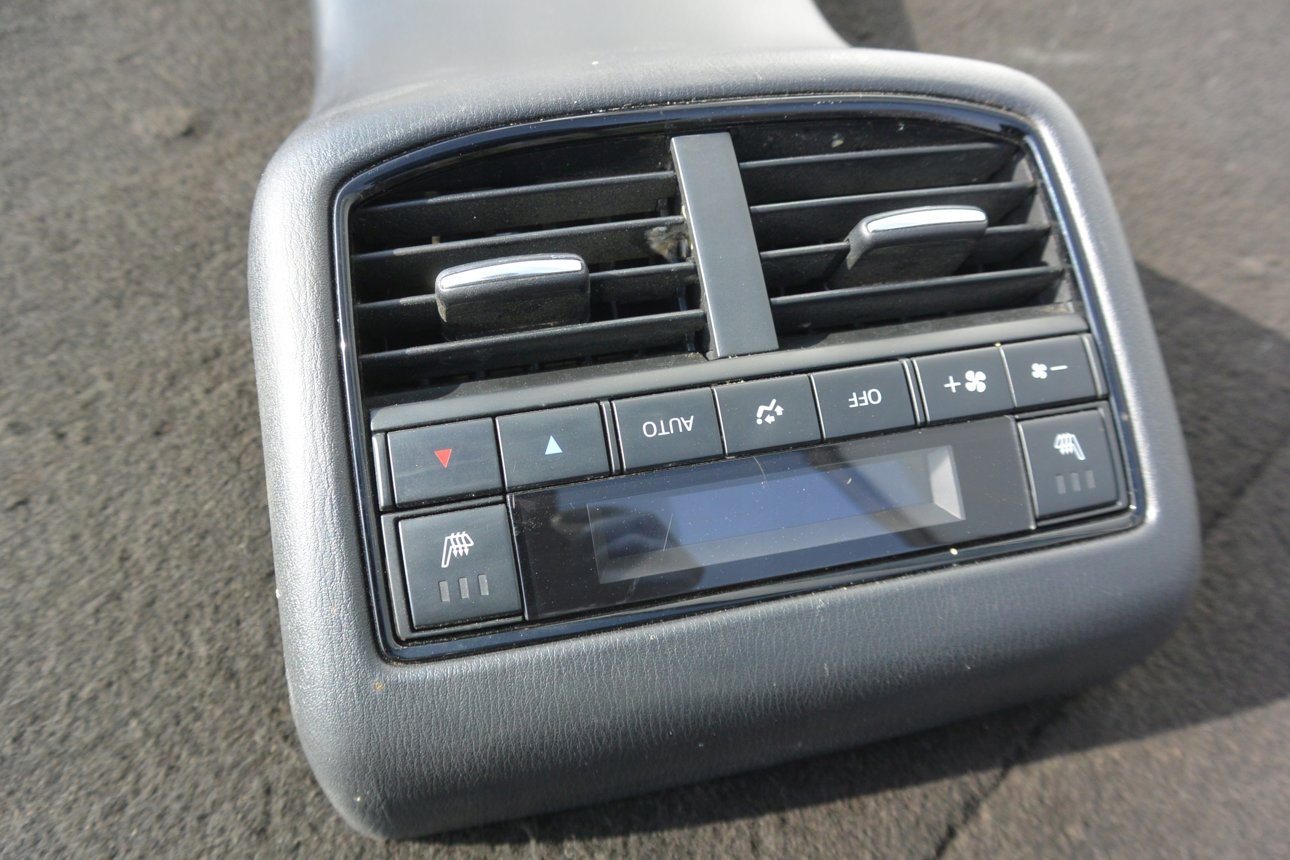 PANEL KLIMY grid air conditioning devices TUNELU KPL MAZDA CX9
