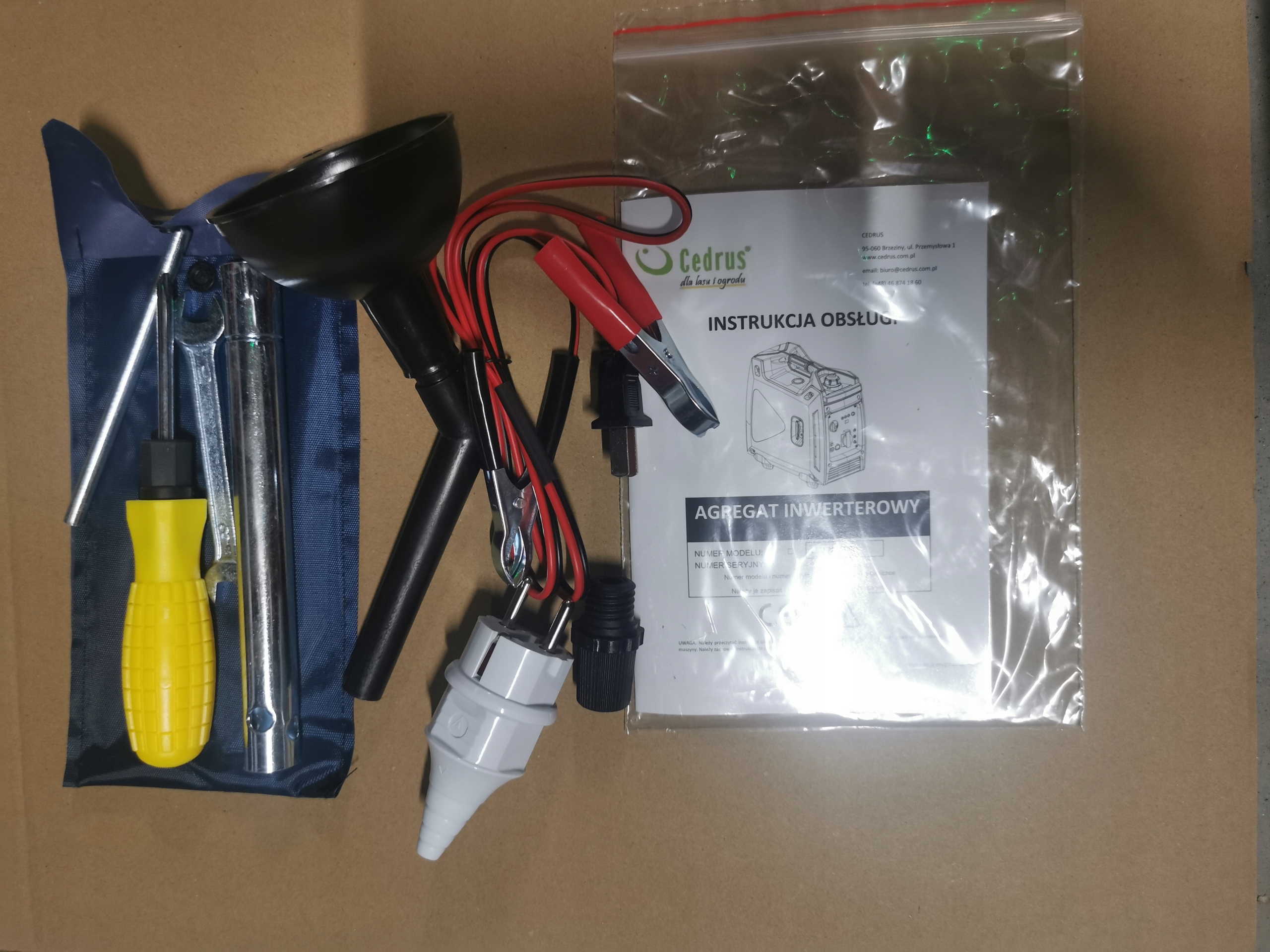 IN2000R CEDRUS Agregat prądotwórczy 1,9kW Inverter - idealny dla kempingu Typ agregatu jednofazowy