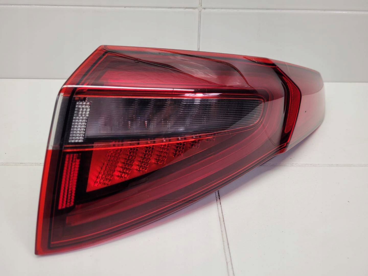 light rear right side Alfa Romeo Stelvio 2017 20790999