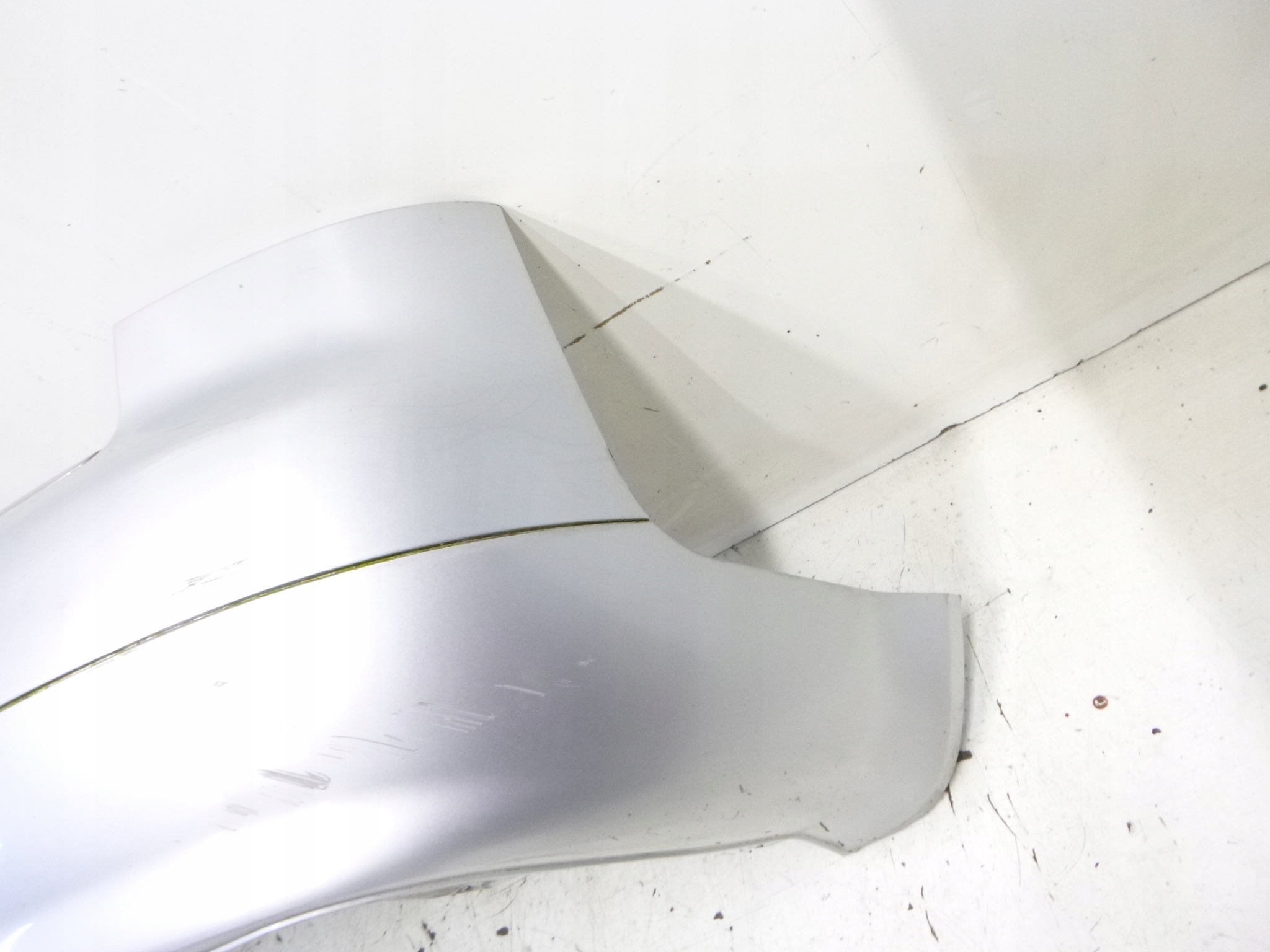 bumper rear Audi A4 B6 LY7W sedan 2003r. SREBNY