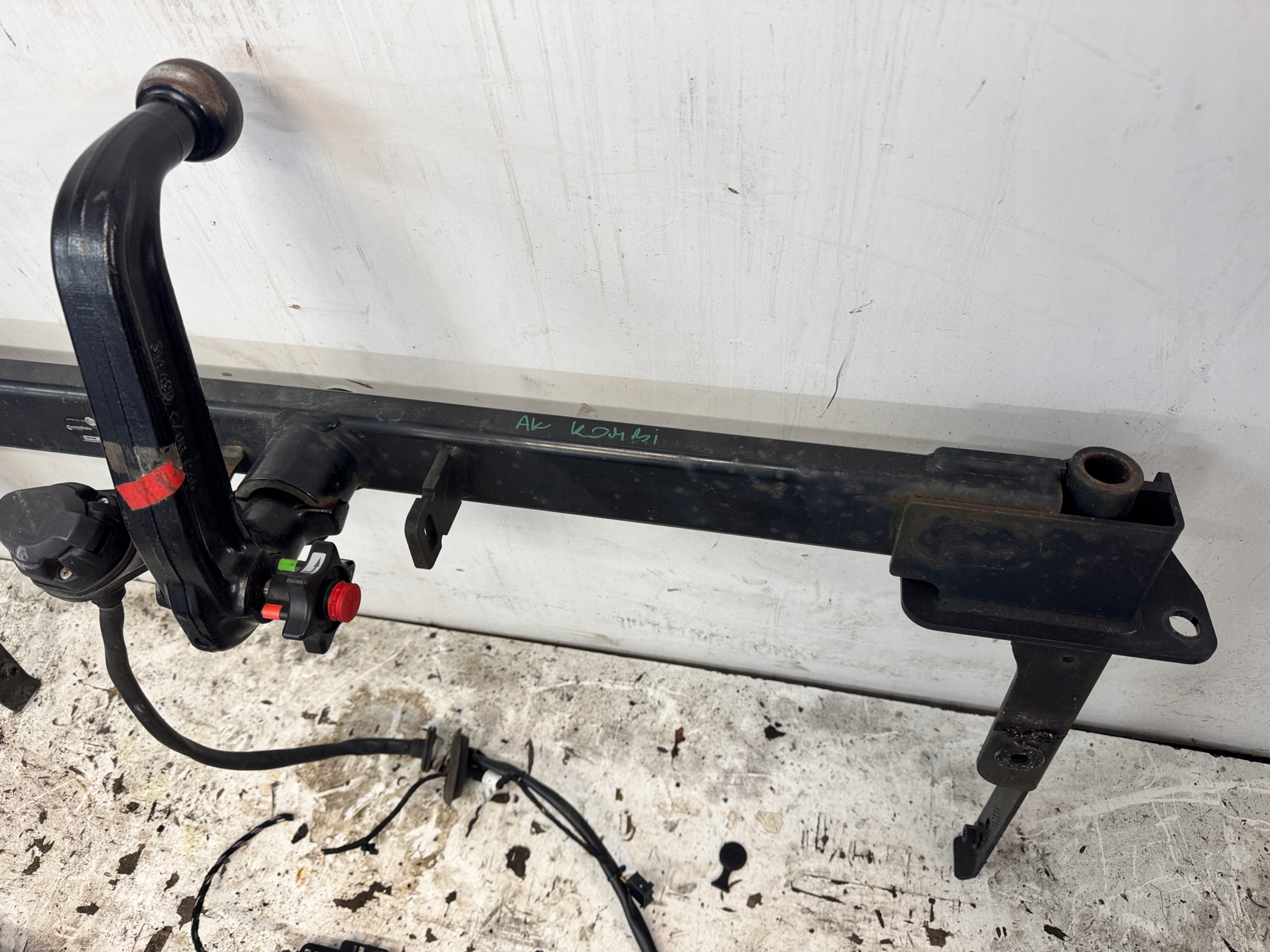 OPEL ASTRA K KOMBI tow WESTFALIA ODPINANY running board