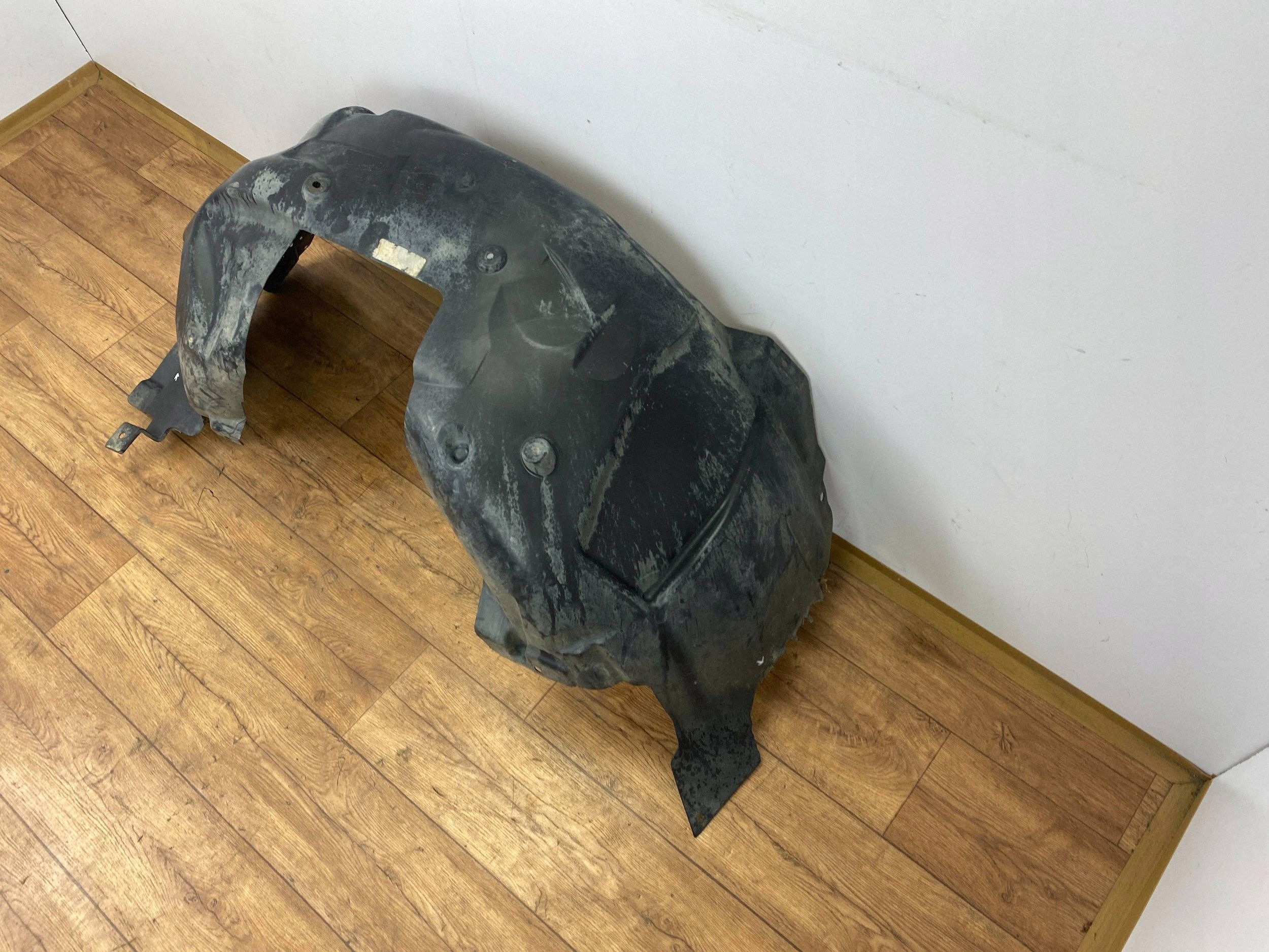 mudguard front left Ford Mustang VI 2015+