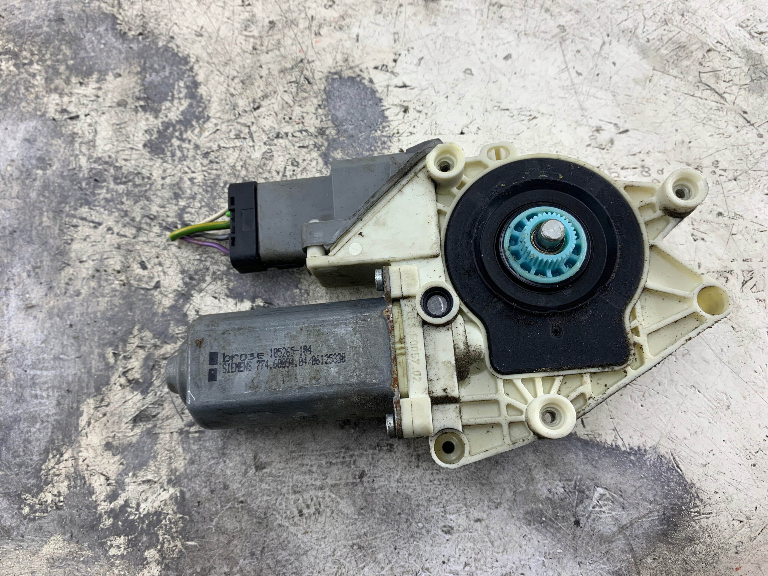 PEUGEOT 607 mini motor windows right rear part 105265-104