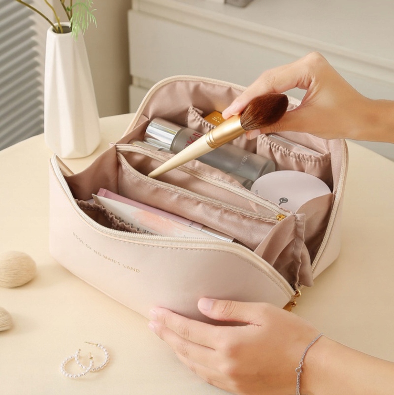 KOSMETYCZKA DAMSKA ROZKŁADANA organizer kuferek Marka bez marki