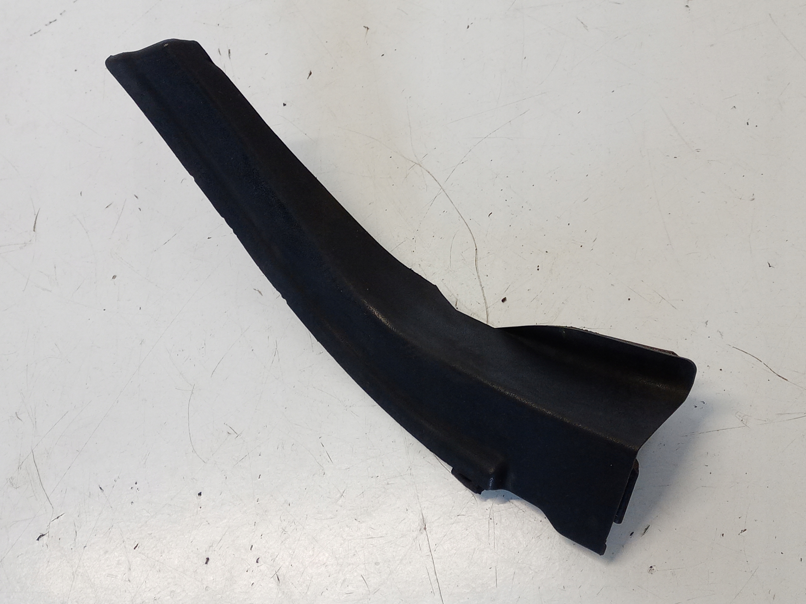 PRAWY NAROŻNIK OSŁONA PODSZYBIA HYUNDAI IX35