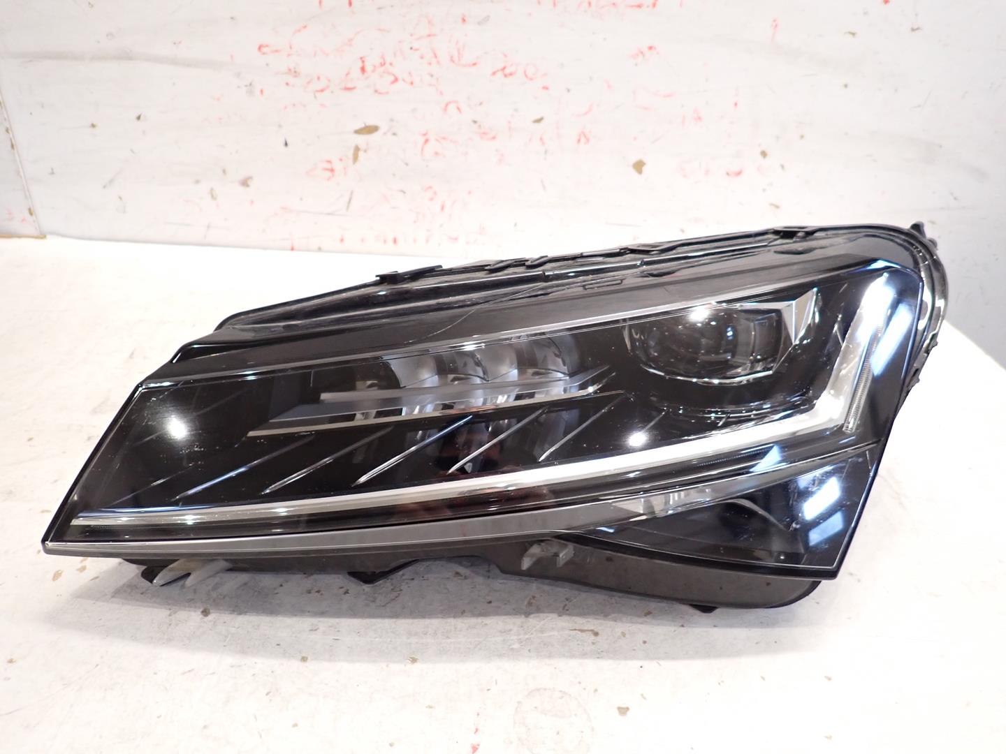 light front front left SKODA SUPERB III LIFT 2019- FULL LED 3V1941015D