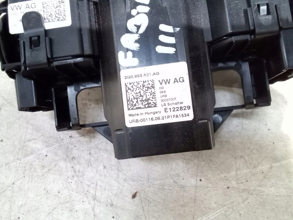 Skoda Fabia 3 III DEVIO LUCI TERGICRISTALLO TERGI 2Q0953521AG