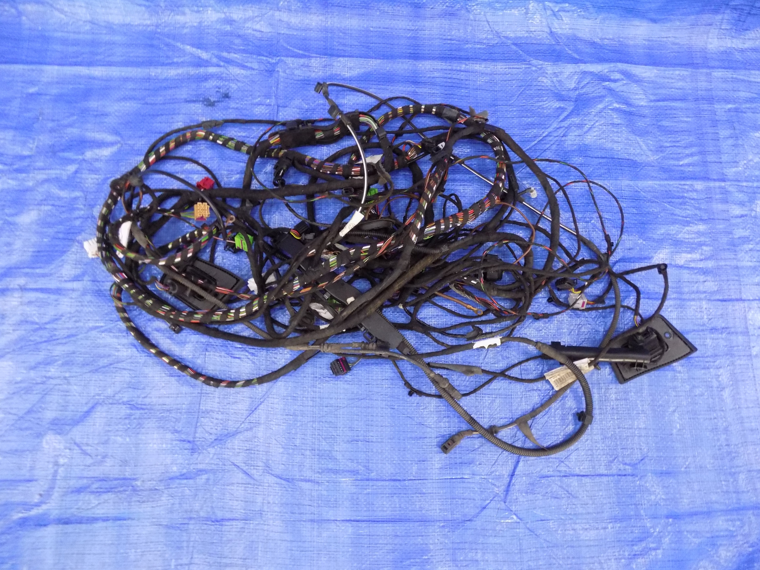 Установка салона для задней части VW T6 2.0 TDI 16-