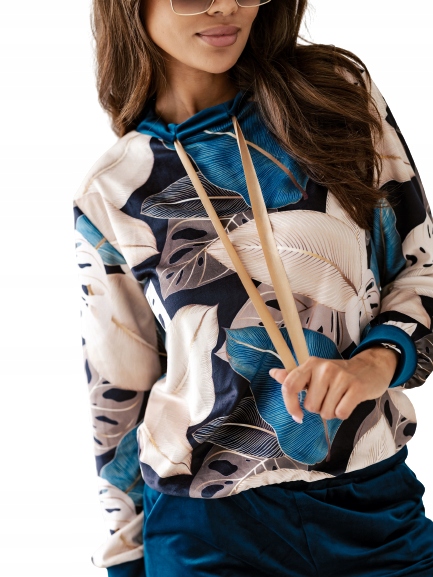 Welurowy komplet dresowy Angel Flowers M