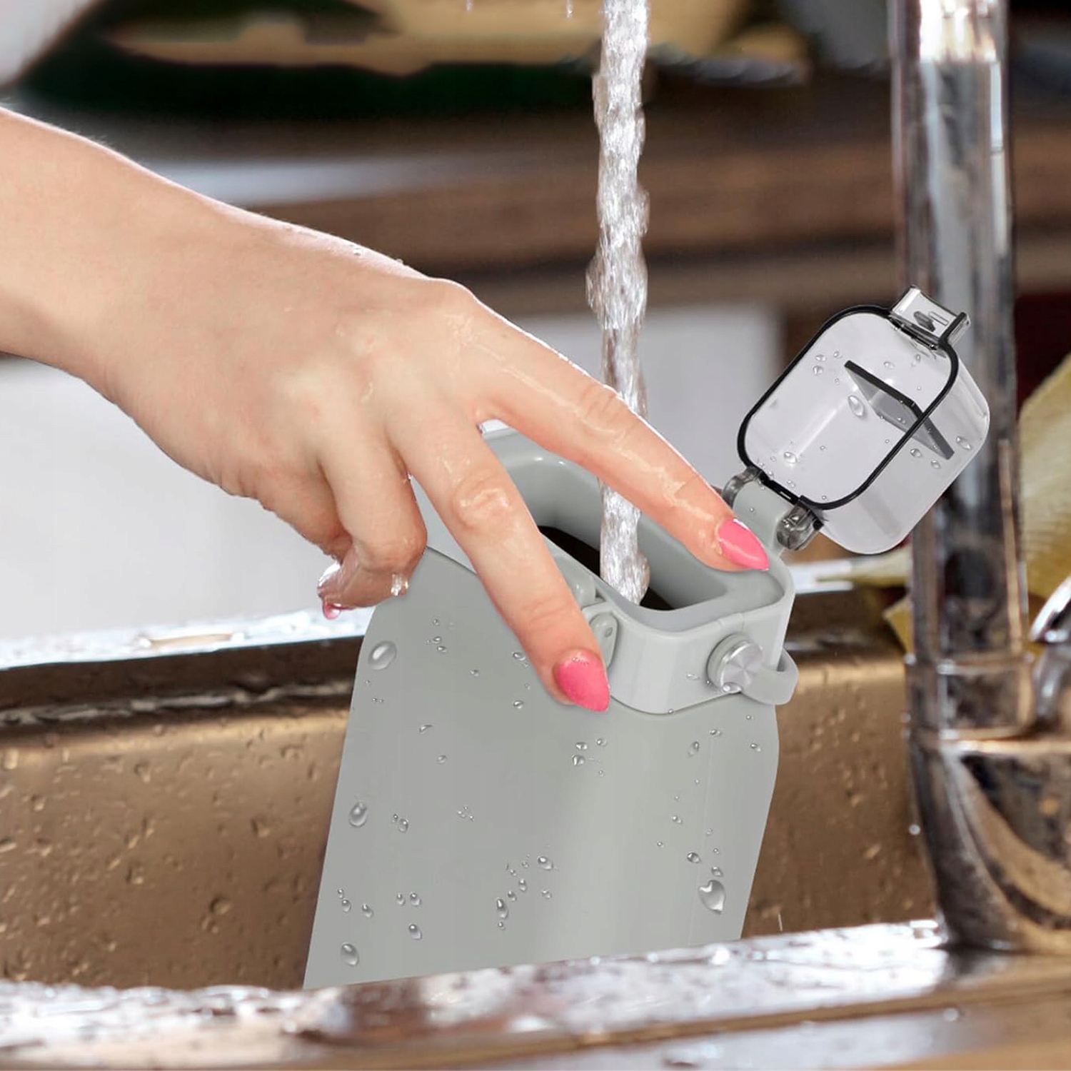 SKŁADAN BIDON NA WODĘ 0.6L PRZENOŚNY ODPORNA WYSOKIE TEMPERATURY Z SŁOMKĄ Marka inna marka