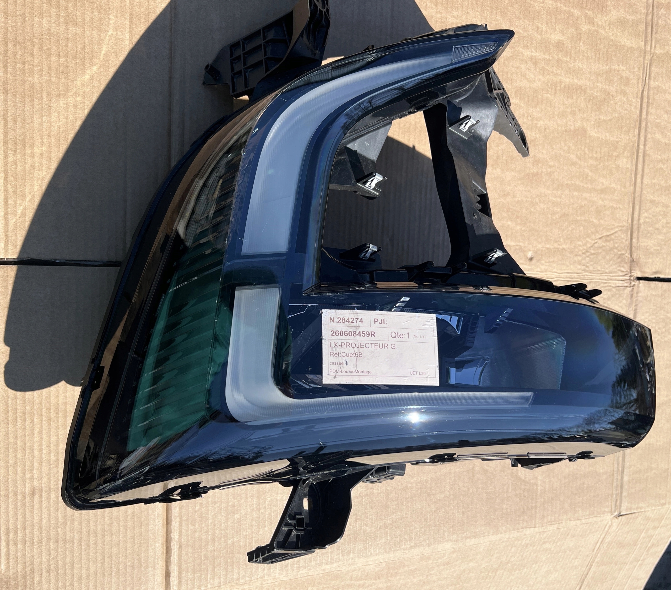 RENAULT MASTER 260608459R REFLEKTOR light front left complete original