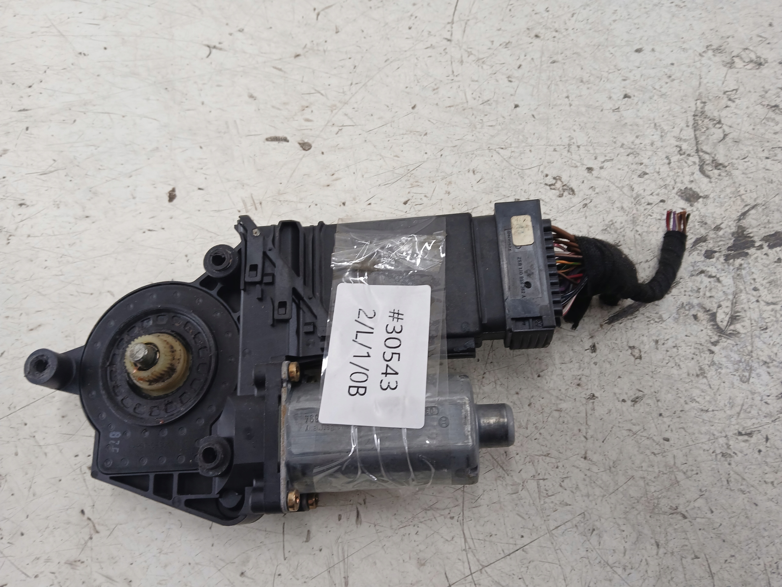 VW PASSAT B5 LIFT mini motor windows right front 3B4837752MS