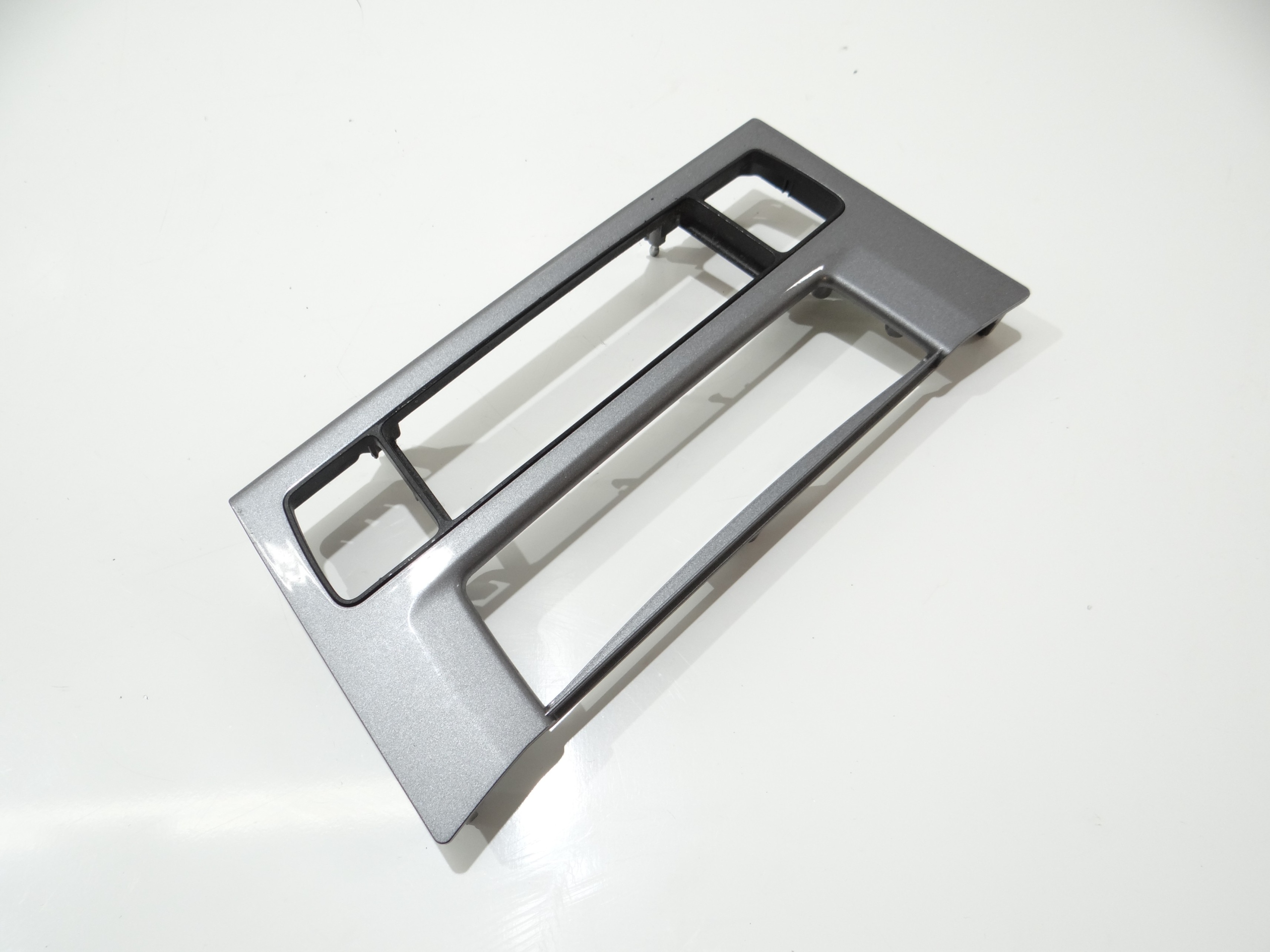 frame consoles BMW 5 E60 E61 LCI 9156029