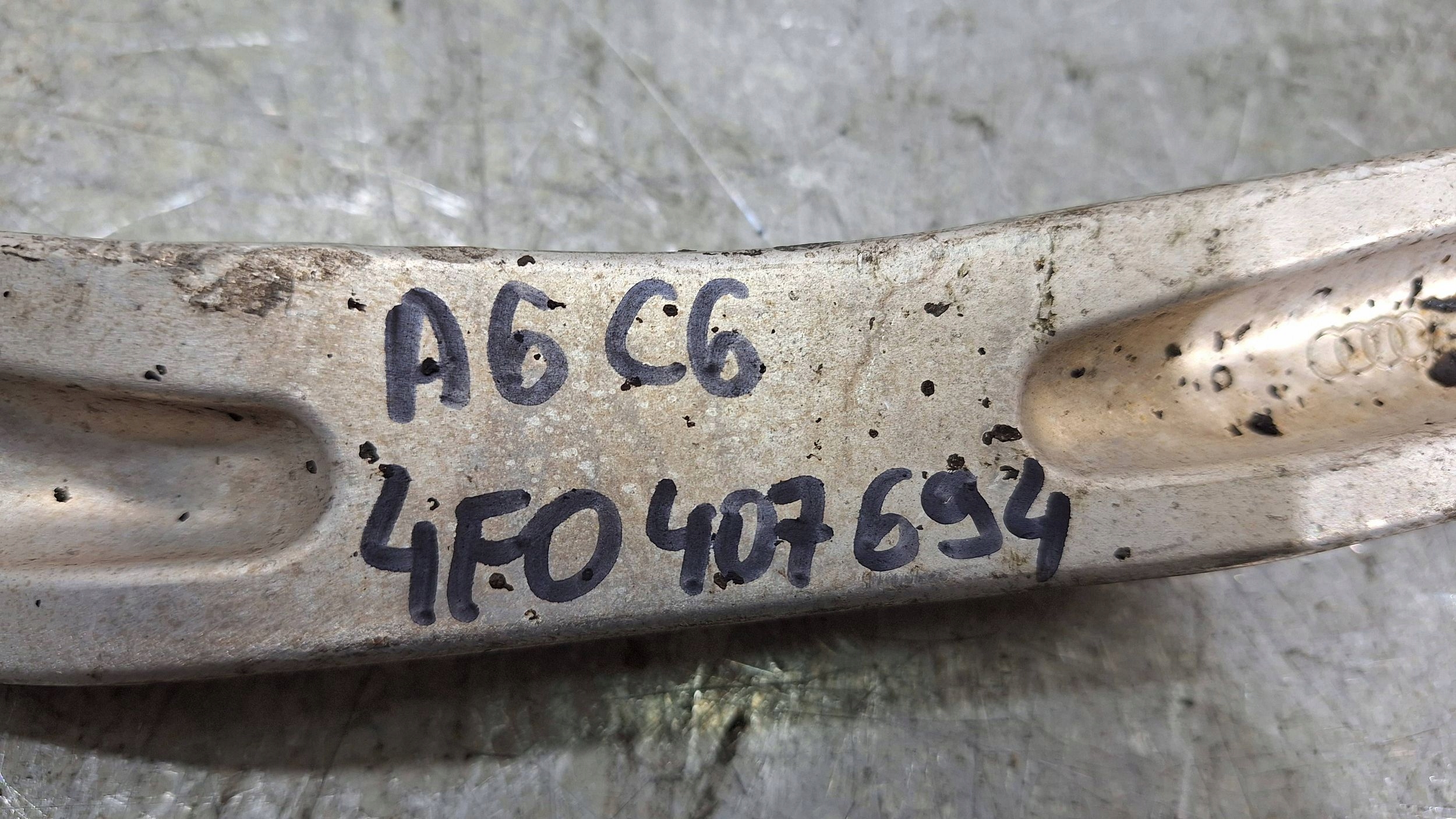Querlenker rechts vorne 4F0407694 AUDI A6 C6