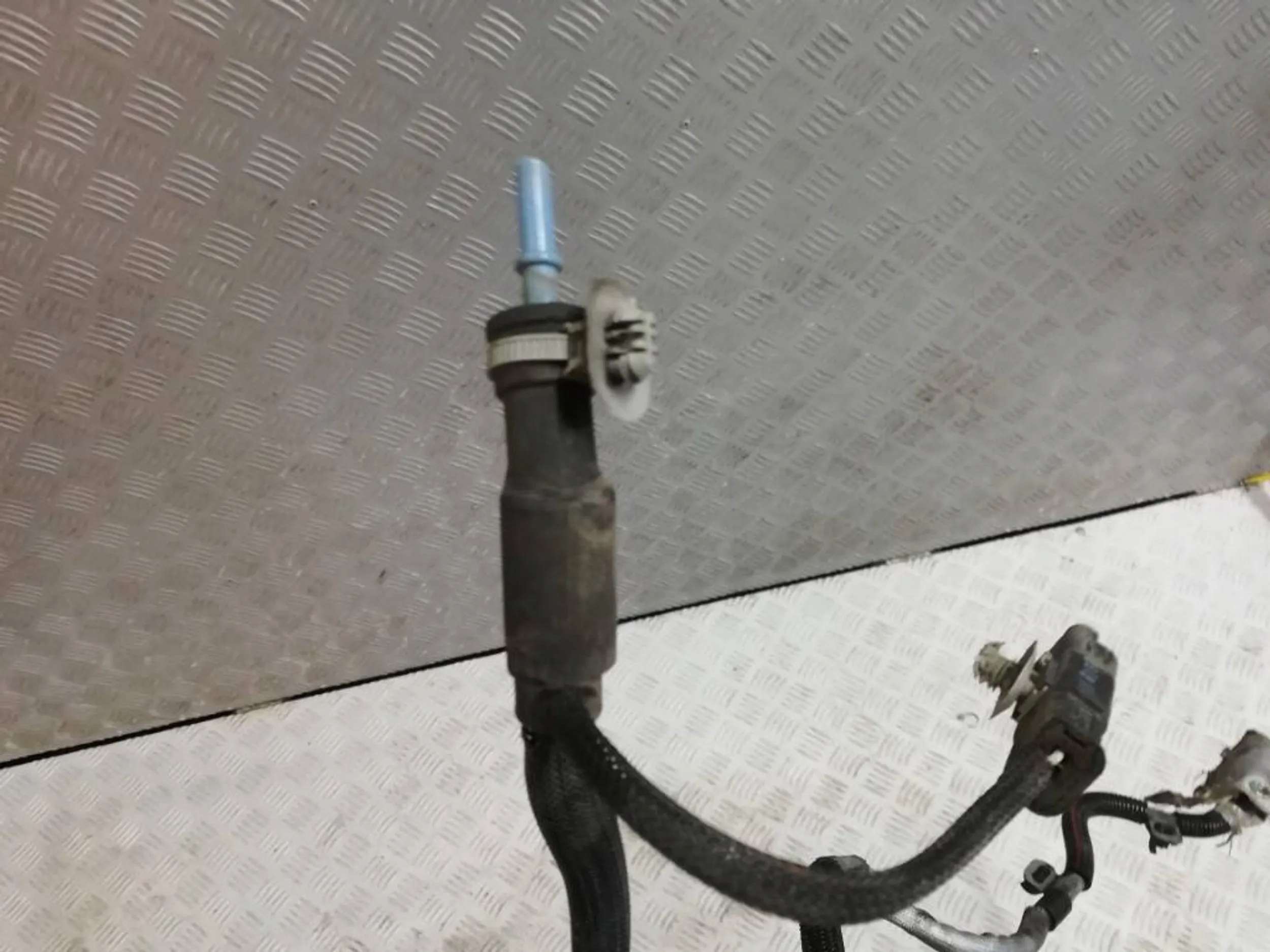 CITROEN C3 III BLUEHDI PRZEWÓD WAZ ADBLUE Producent części Citroen OE