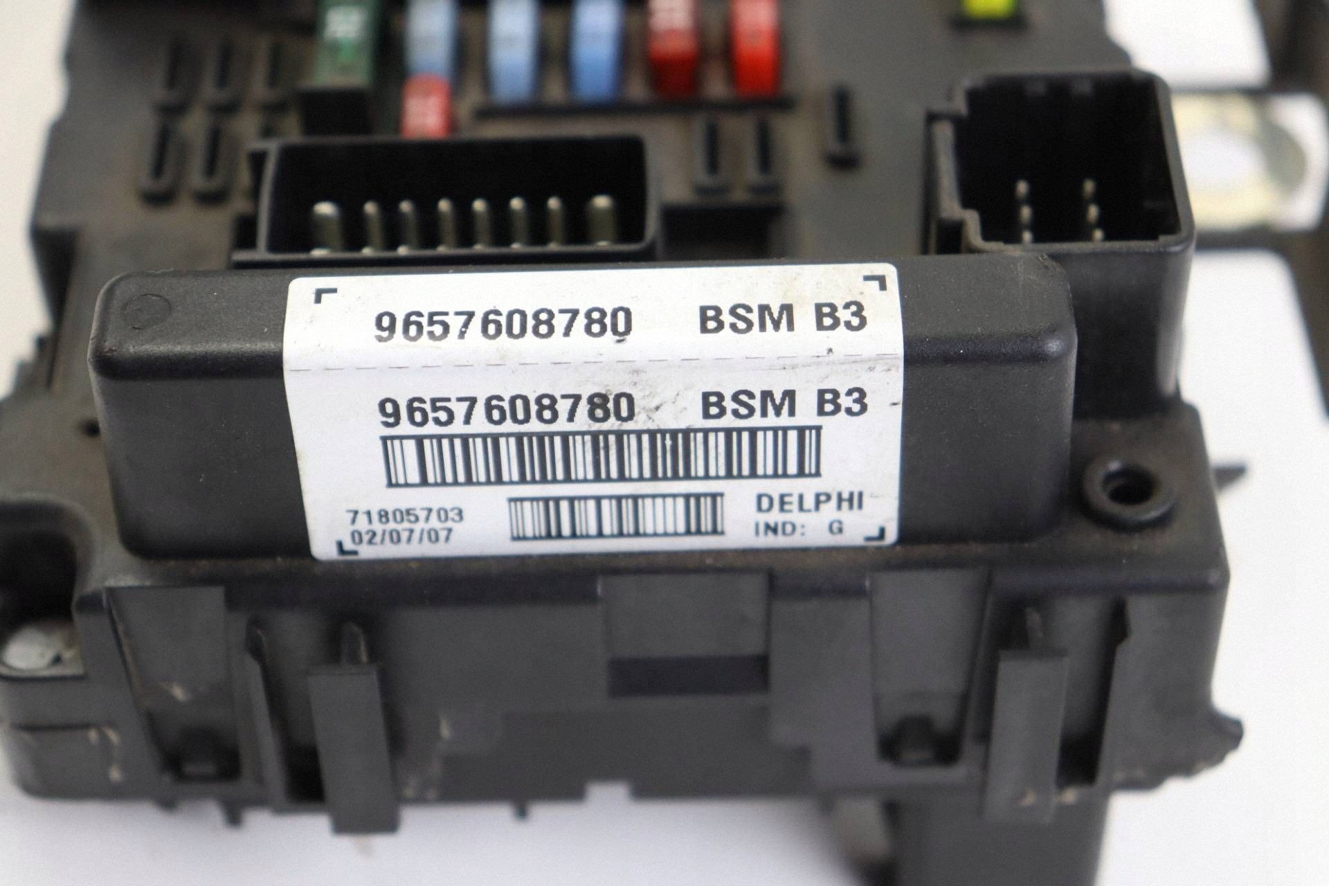 CITROEN PEUGEOT module compartment control unit BSM 9657608780