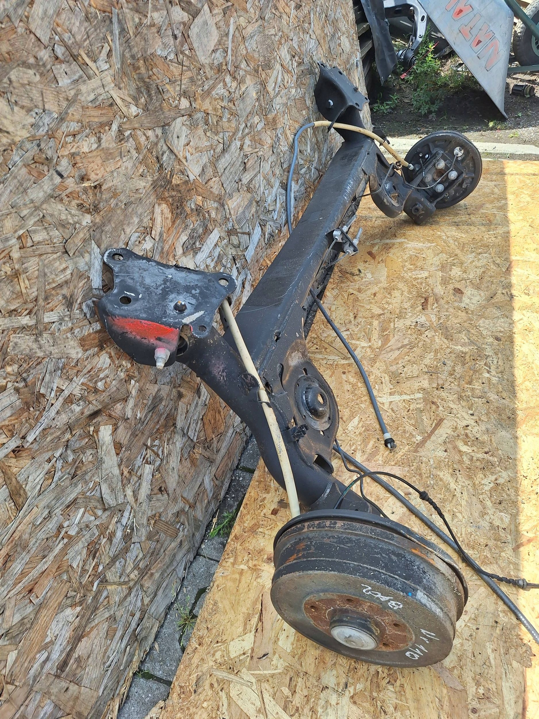 axis rear part DACIA SANDERO and 08