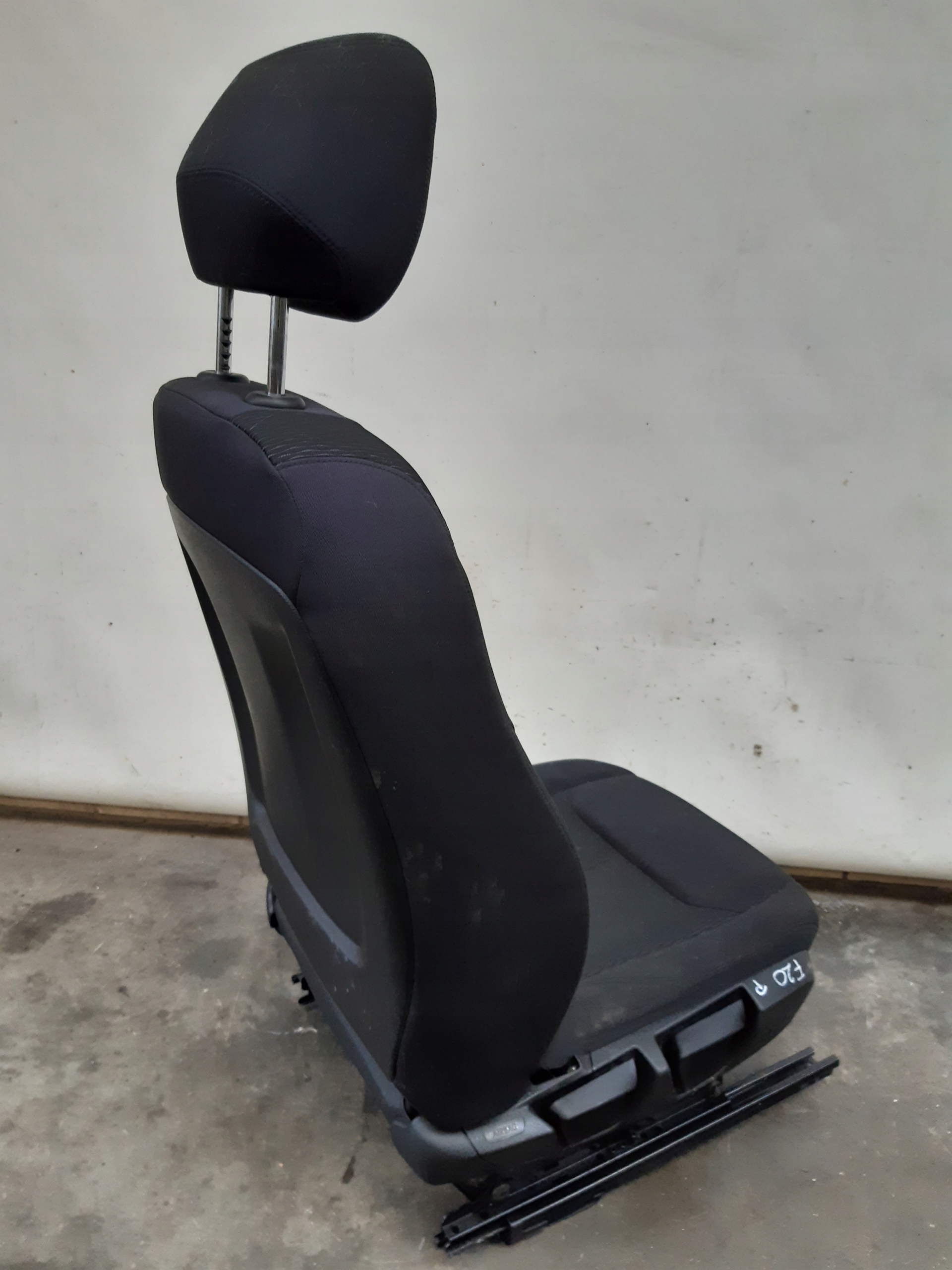 Sitze grzane kpl BMW F20