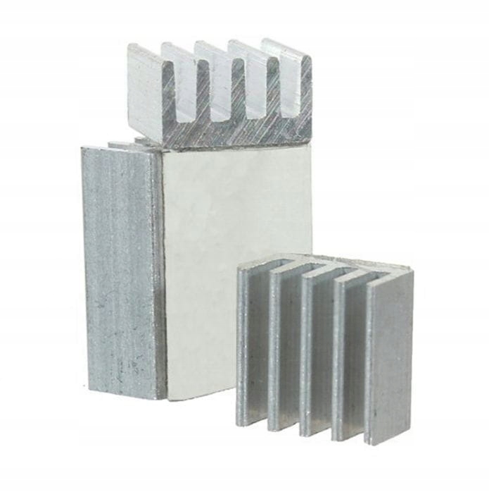 

1x Radiator 14X14X6mm Plus 2x 9X9X5mm