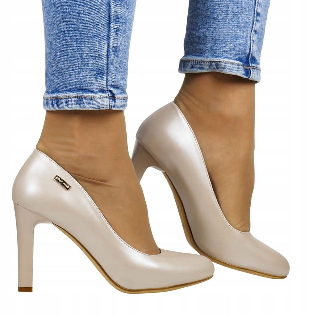 DAMSKIE CZÓŁENKA SZPILKI WYGODNE BUTY NA SŁUPKU OBCASIE NUDE PERŁOWE Marka Sergio Leone