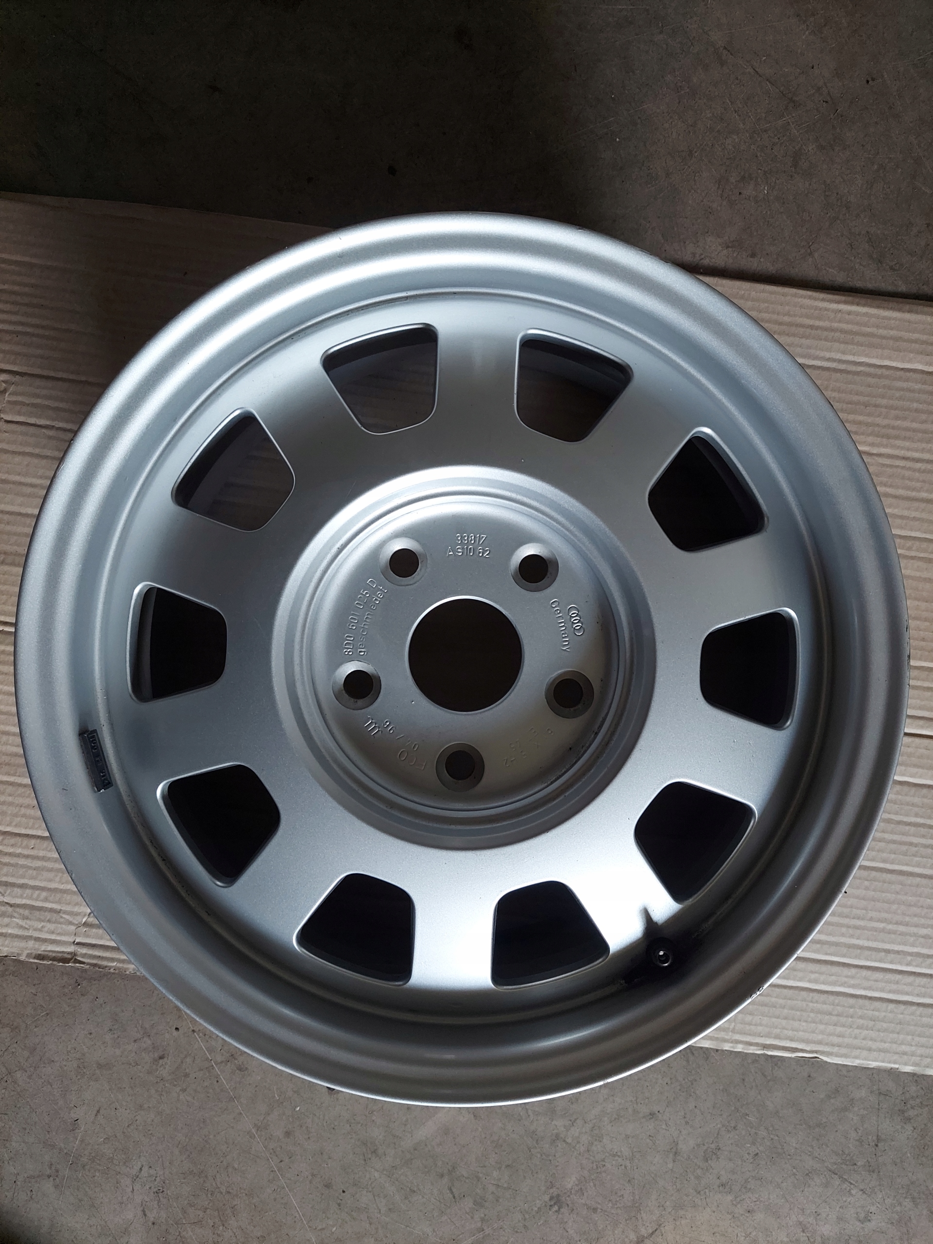 disk AUDI AUDI A4 A6 disk / disk 15 cali 5X112 OE: 8D0601025D