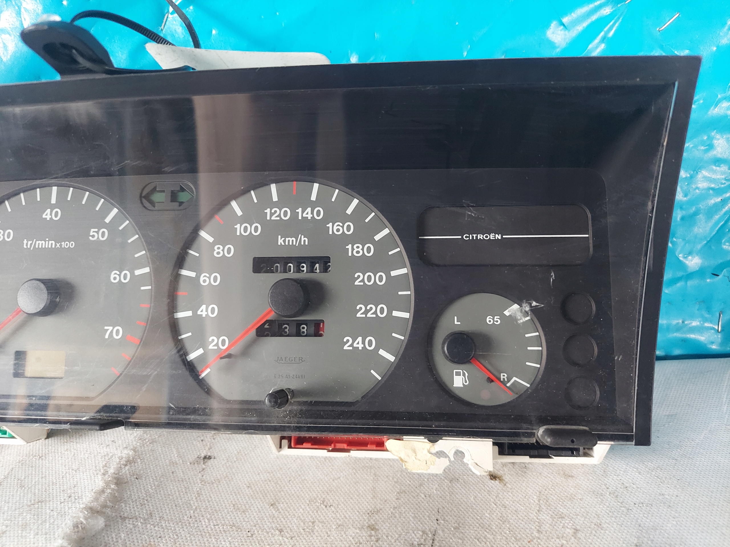 dials clock CITROEN XSANTIA 2.0 B 96107940