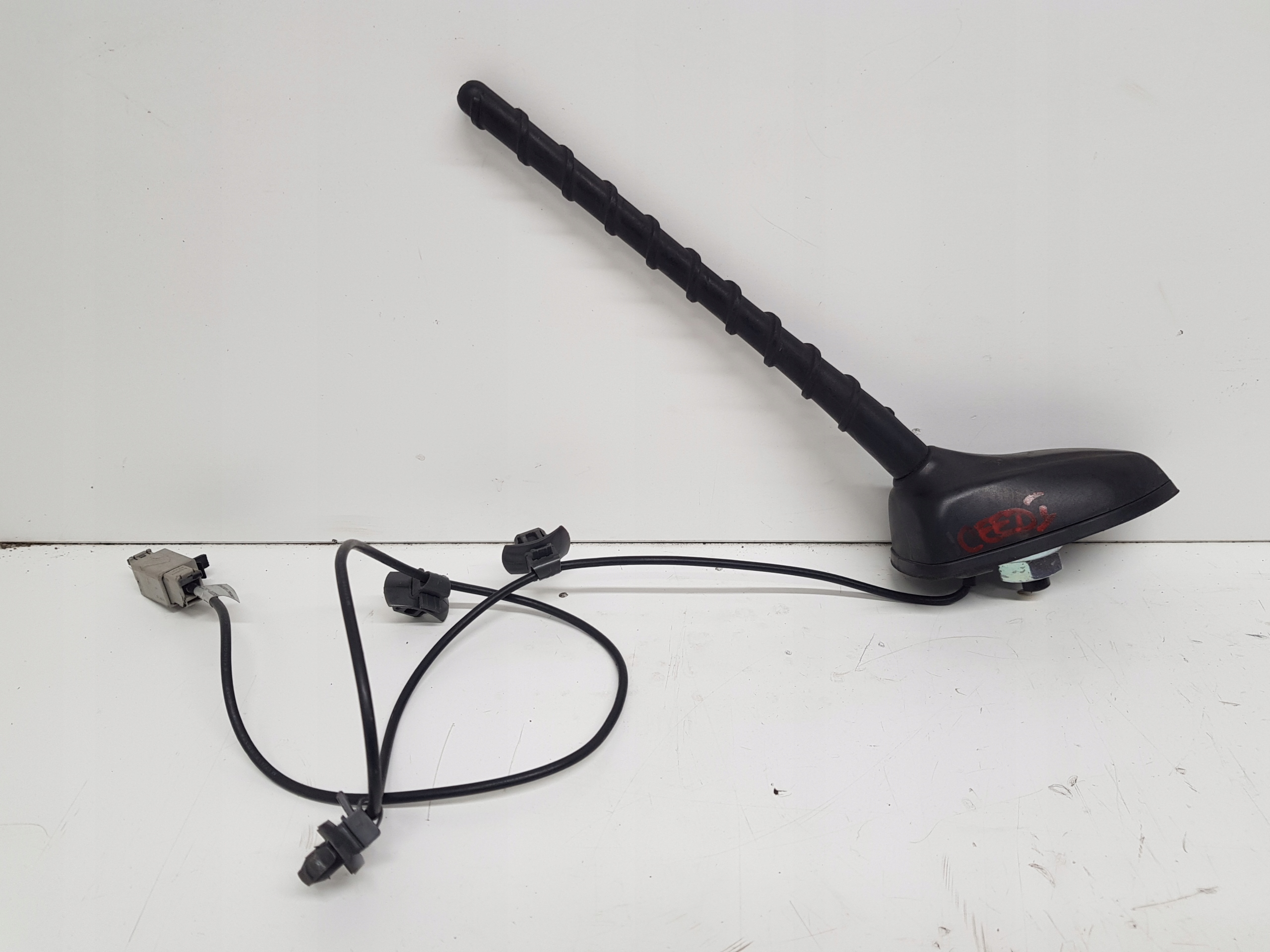 KIA CEED E ANTENNA TETTO 96200-1H210 2010R