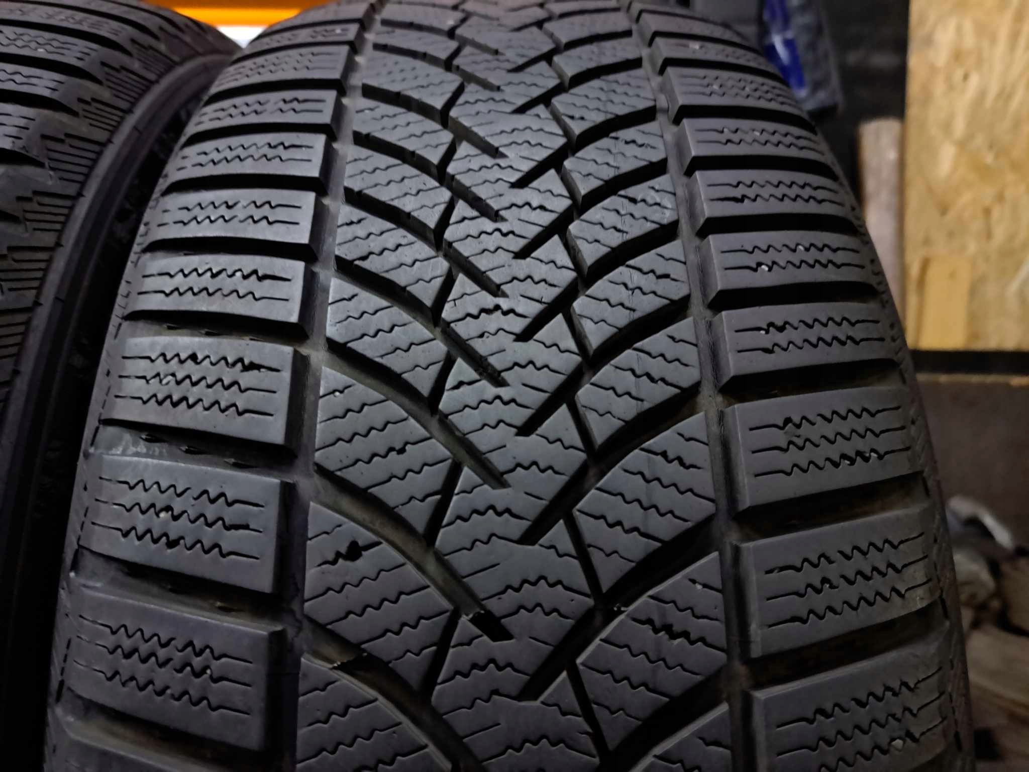 215/55R16 93H Semperit Speed- Grip 3 CENA ZA PARĘ 2018r 6mm Model inny