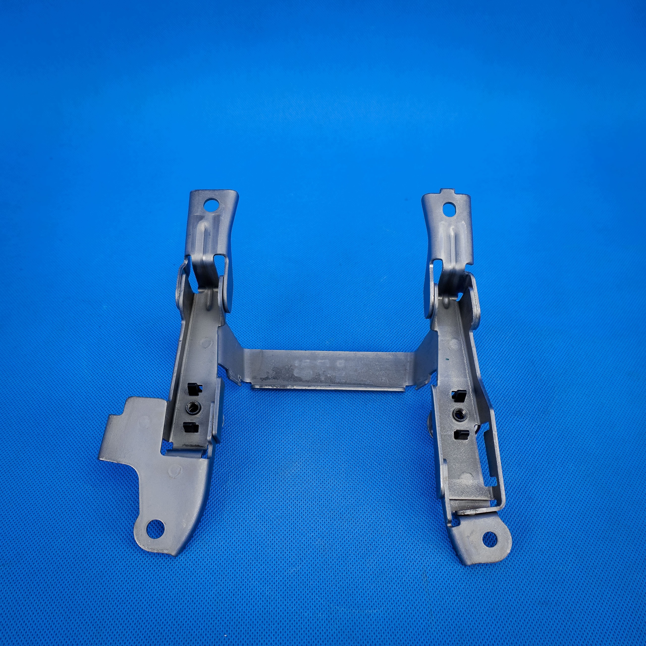 bracket console tunelu srodkowego BMW 5 G30 51169349042 9349042 59km