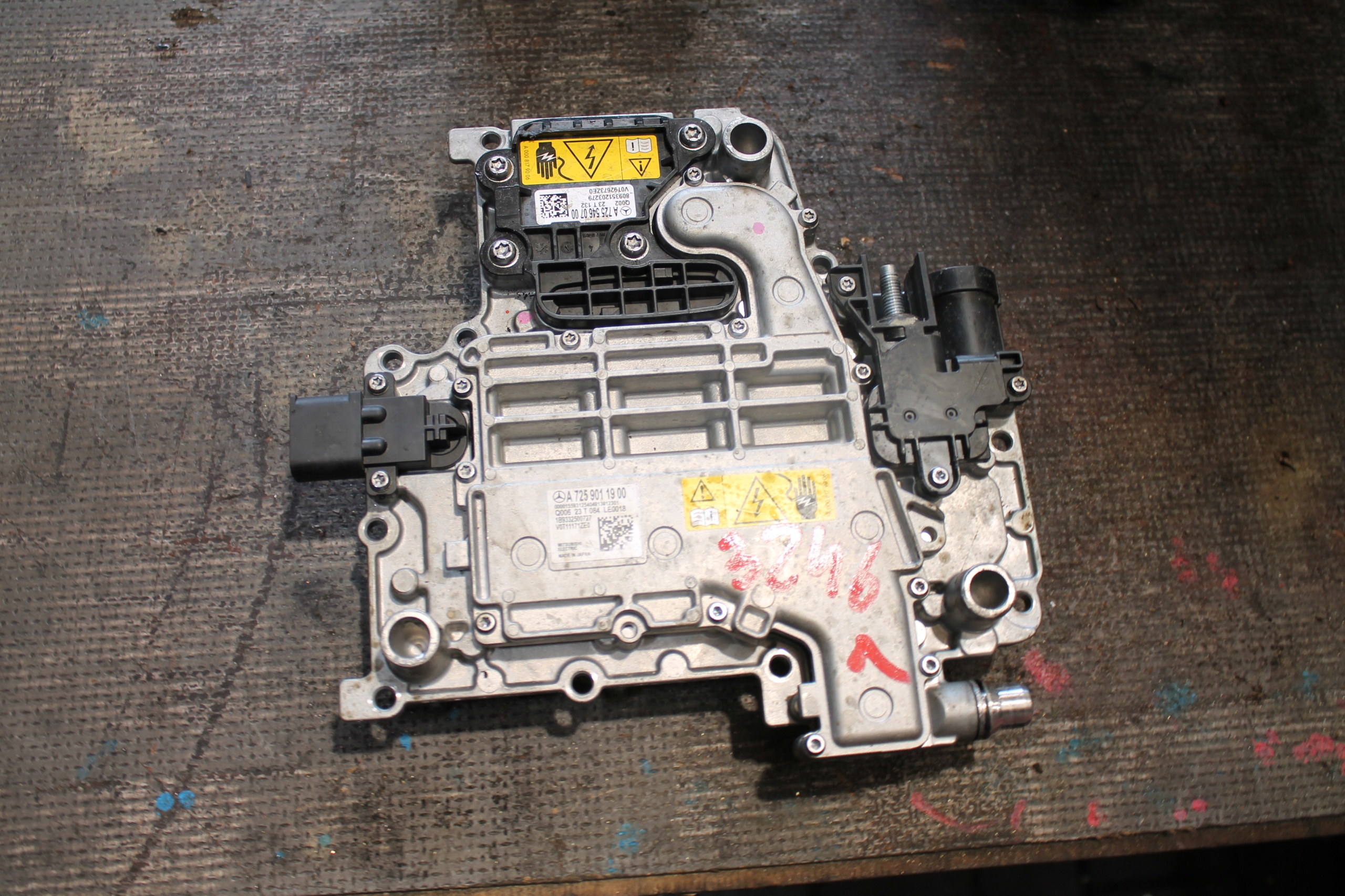 3246. Bedienteil Getriebe getriebe MERCEDES A7259011900