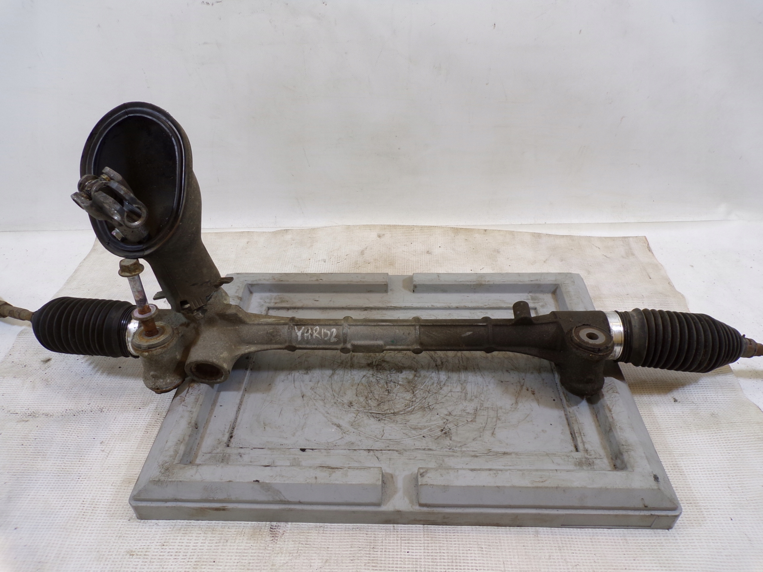 servo control TOYOTA YARIS F800000672