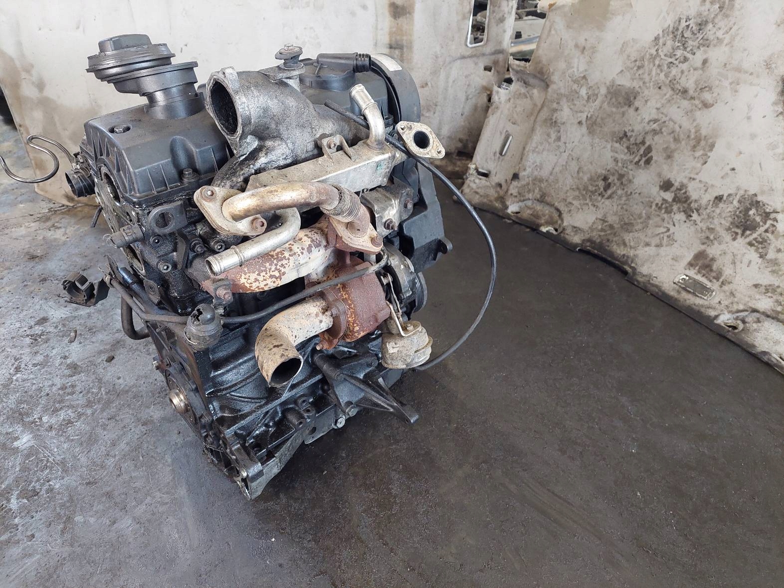 SILNIK DIESEL FORD GALAXY MK1 FL AUY 038130073AK Wersja Europejska