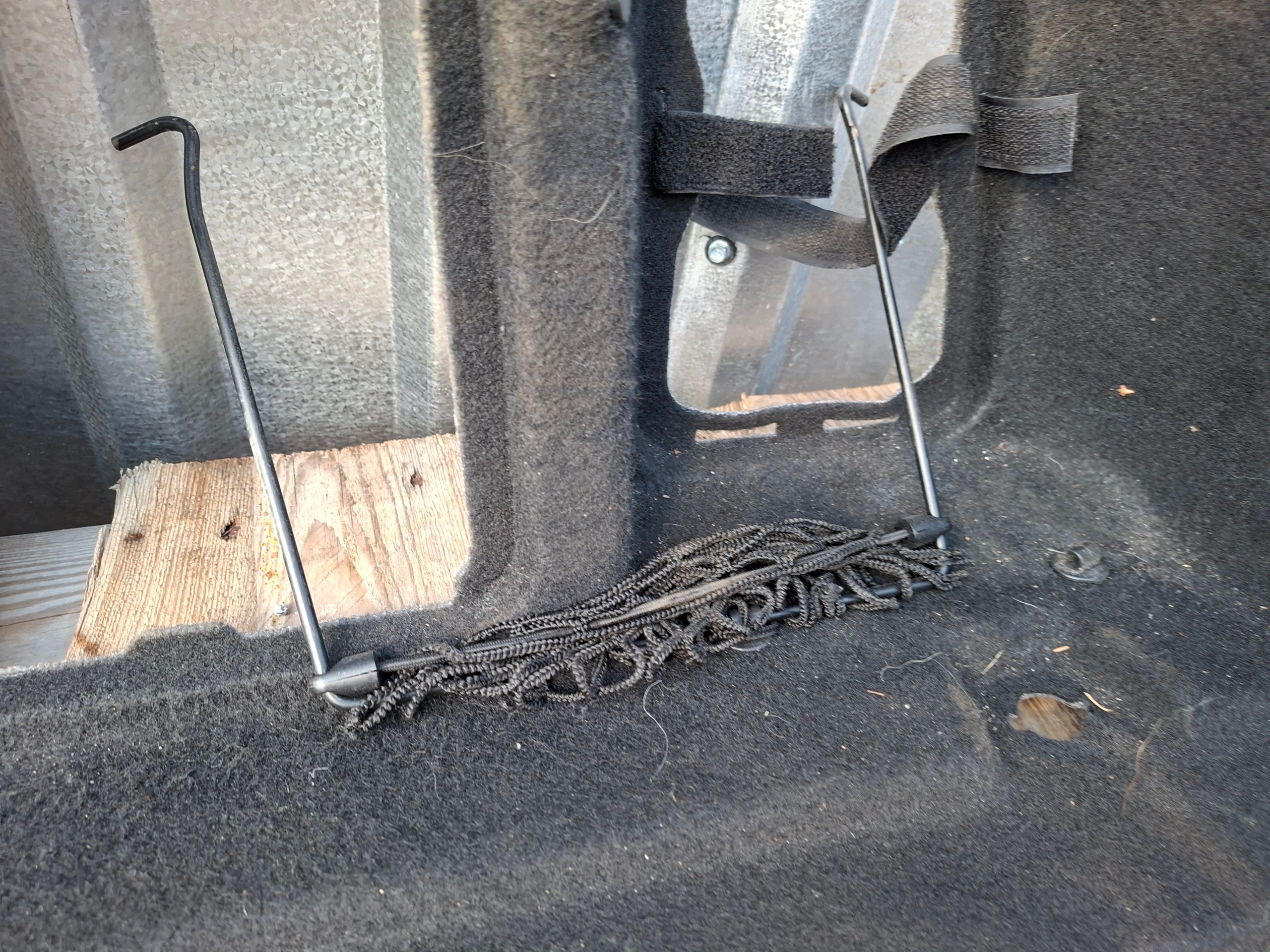 MERCEDES E W212 boot upholstery sedan left a2126901441