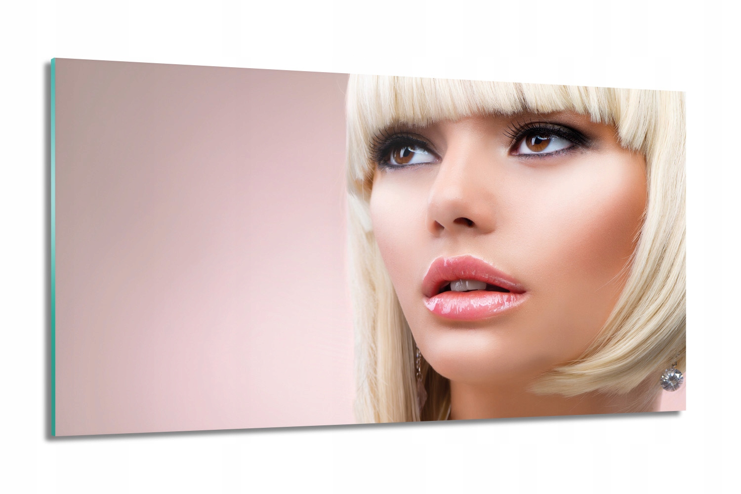 Žena blond vlasy Foto na skle do kuchyně 100x60