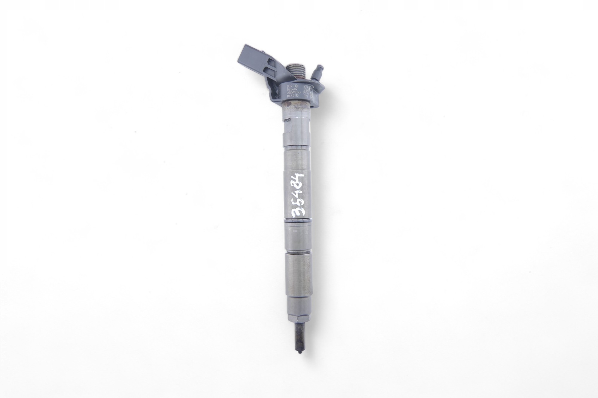 injector AUDI A4 B7 A6 C6 3.0 TDI 059130277BD