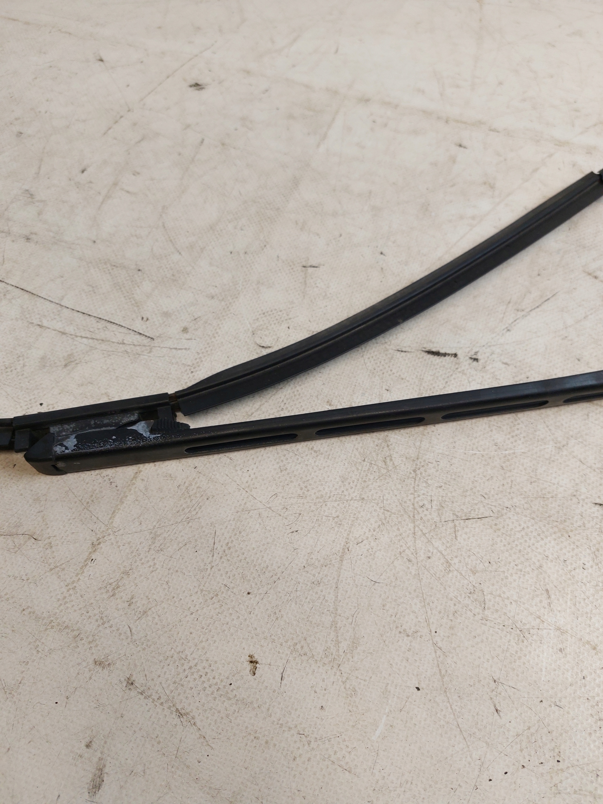wiper arm left front CITROEN C5 X7 III