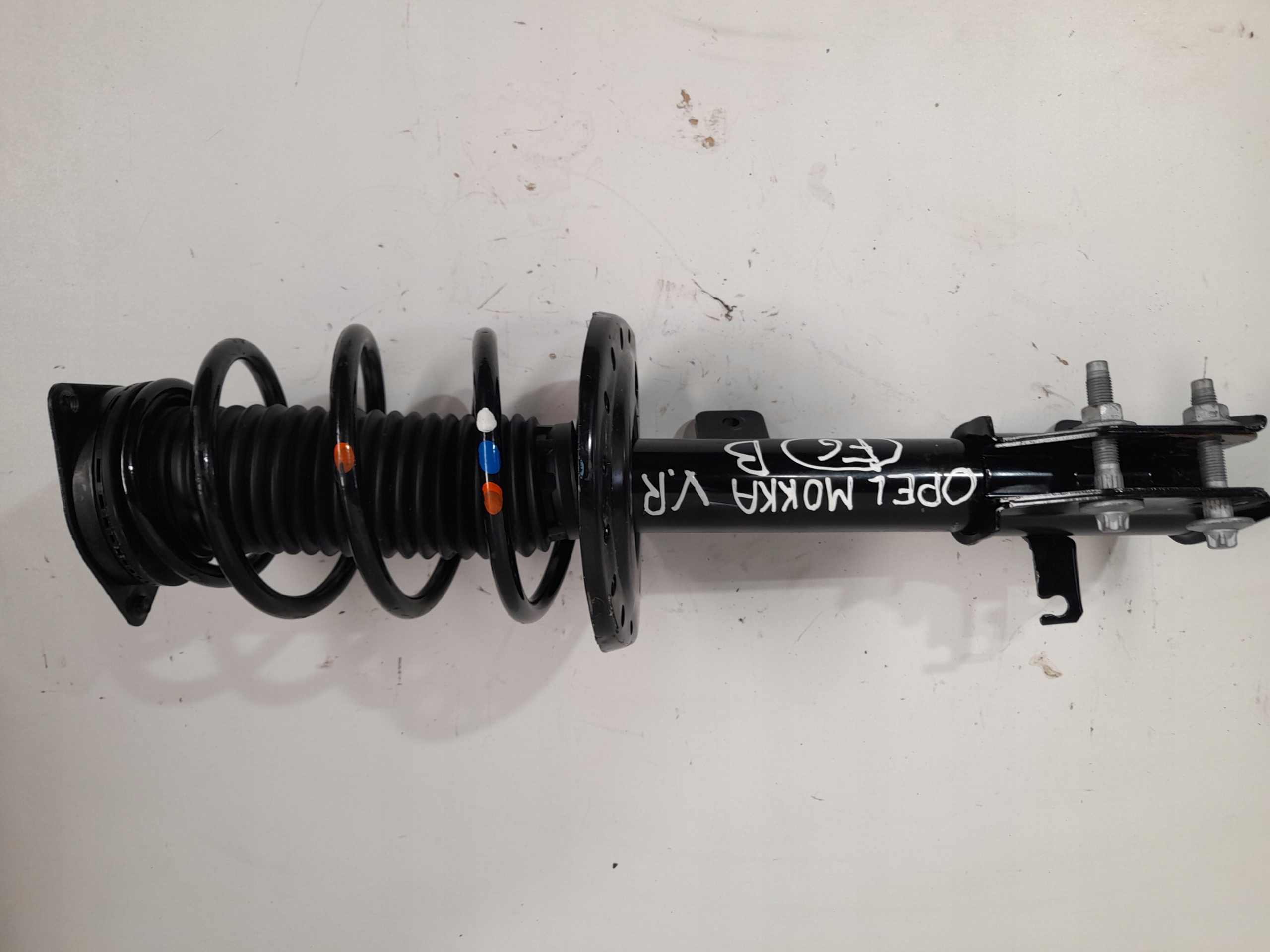 OPEL MOKKA B shock absorber front right
