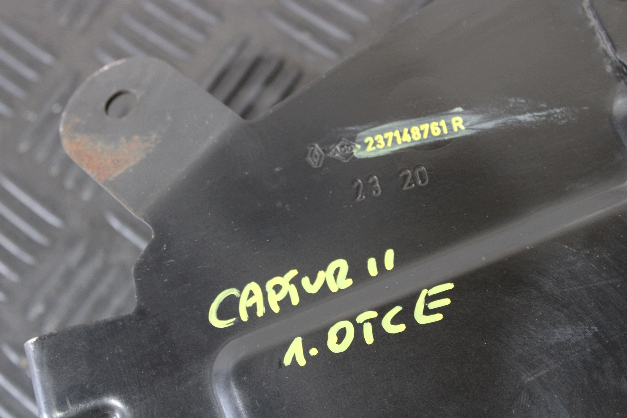 obal KOMPUTERA 237148761R RENAULT CAPTUR II 2 1.0 TCE