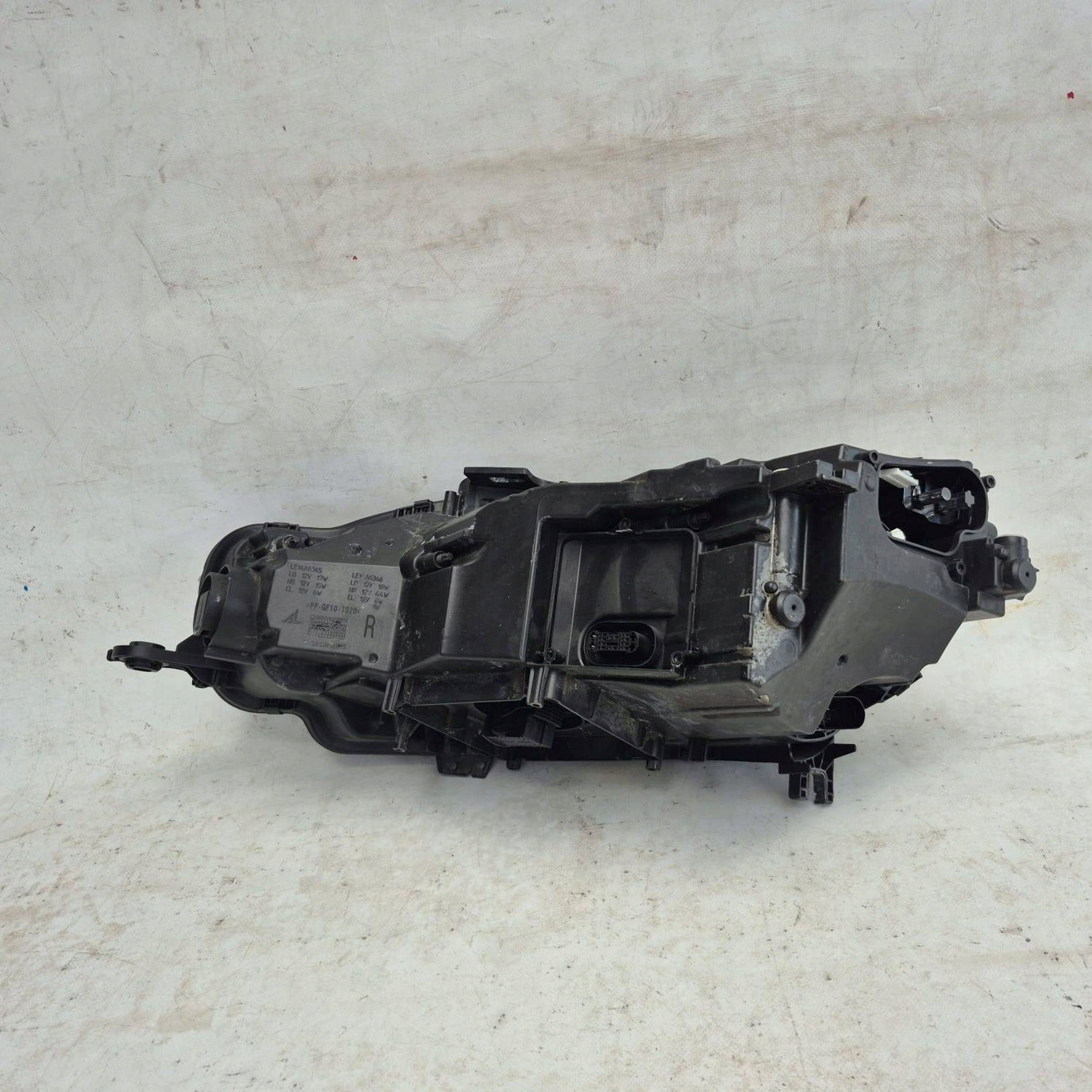 AUDI A5 S5 8W6 light right front front MATRIX 8W6941036E