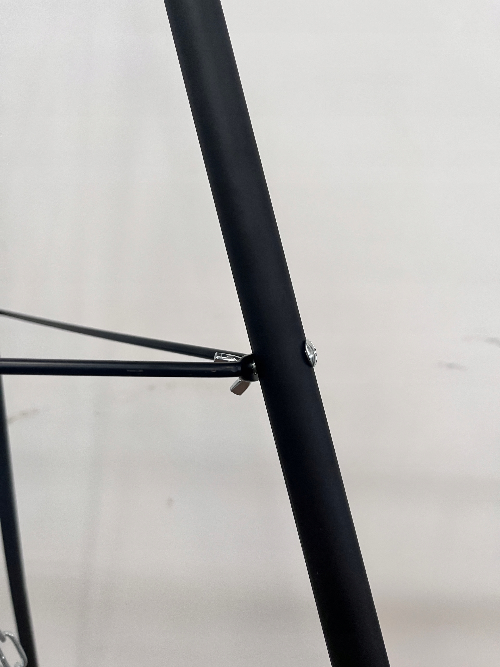 TRÓJNÓG Z RUSZTEM GRILL OGRODOWY DO PALENISK 60cm 150cm OGNISKA wiszący Producent inny