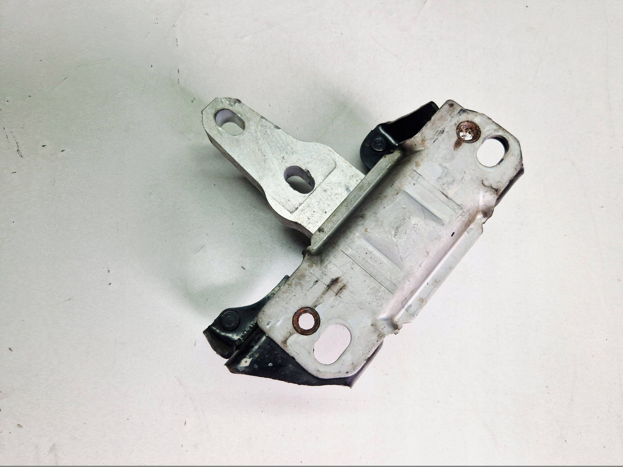 engine mount gearboxes of the gear Ford B-MAX 1.6 TDCI 8V517M121AE