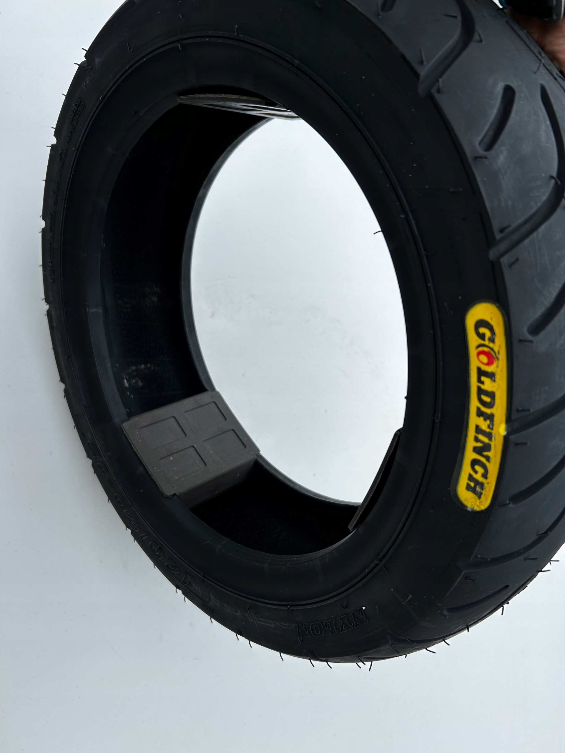 140/70-12 NOWE opony letnie skuter Marka Pirelli