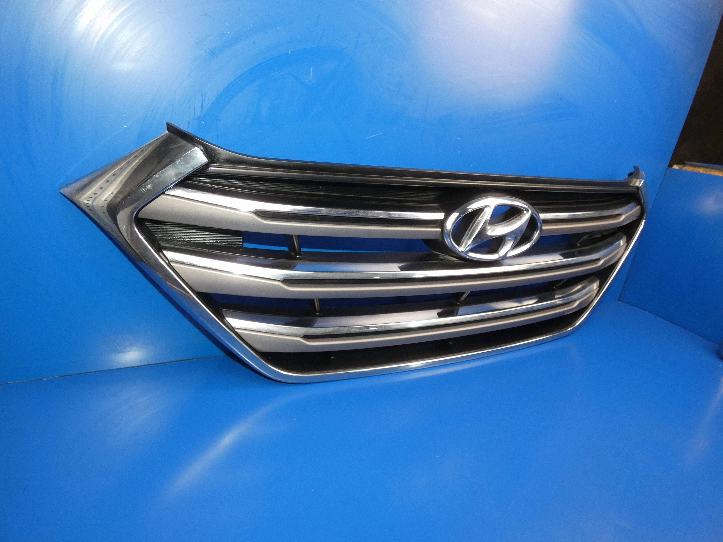 HYUNDAI TUCSON III grill grille front front